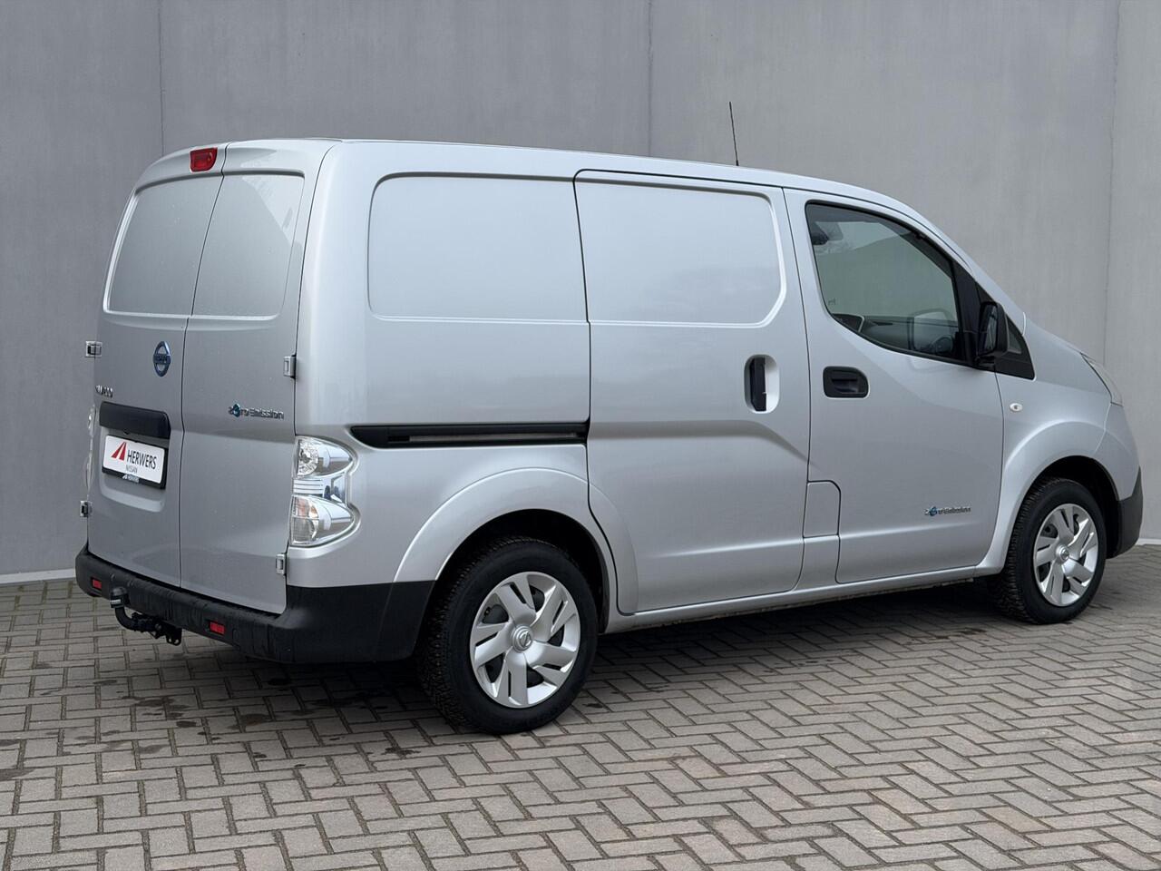Nissan E-NV200 Business 40 kWh / Trekhaak / Navigatie / Camera / Multimedia Bluetooth / Stoelverwarming / Stuurwiel Verwarming / Cruise / Clima /