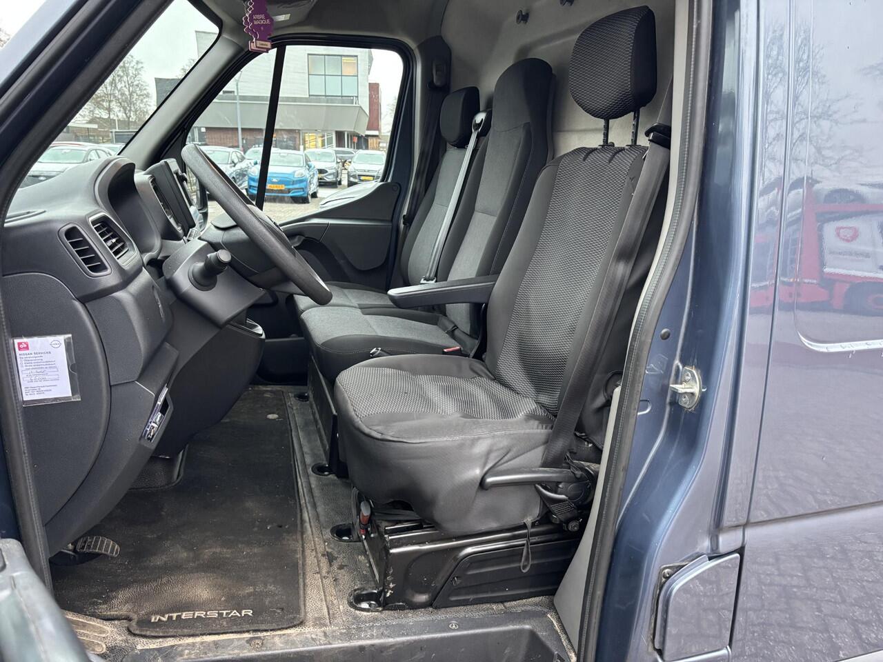 Nissan INTERSTAR 2.3 dCi L2H2 N-Connecta SCI 150pk Trekhaak | Metaal lak | Betimmering | Achteruitrijcamera | Cruise control | Airco