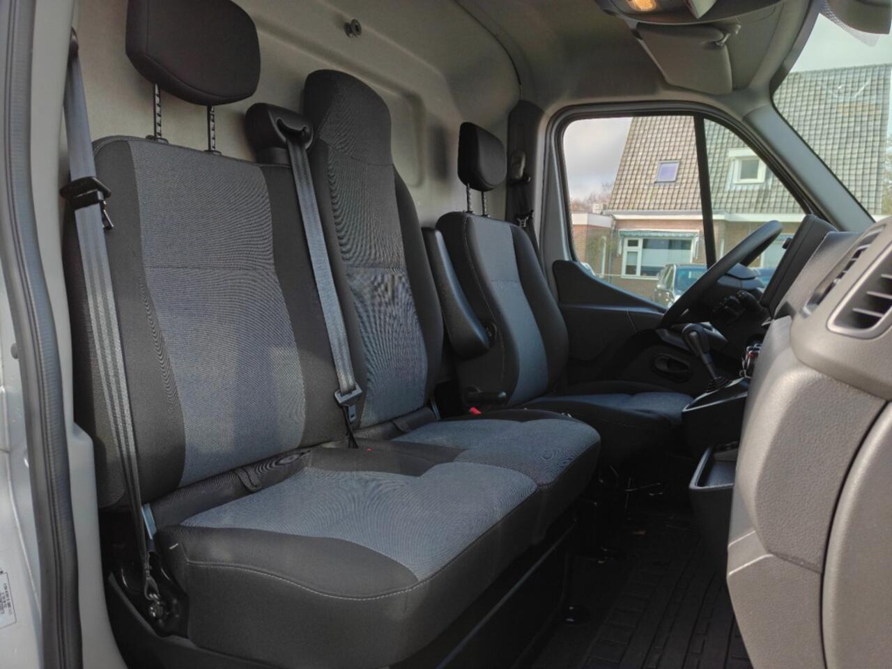 Nissan INTERSTAR 2.3 dCi L3H3 N-Connecta Automaat