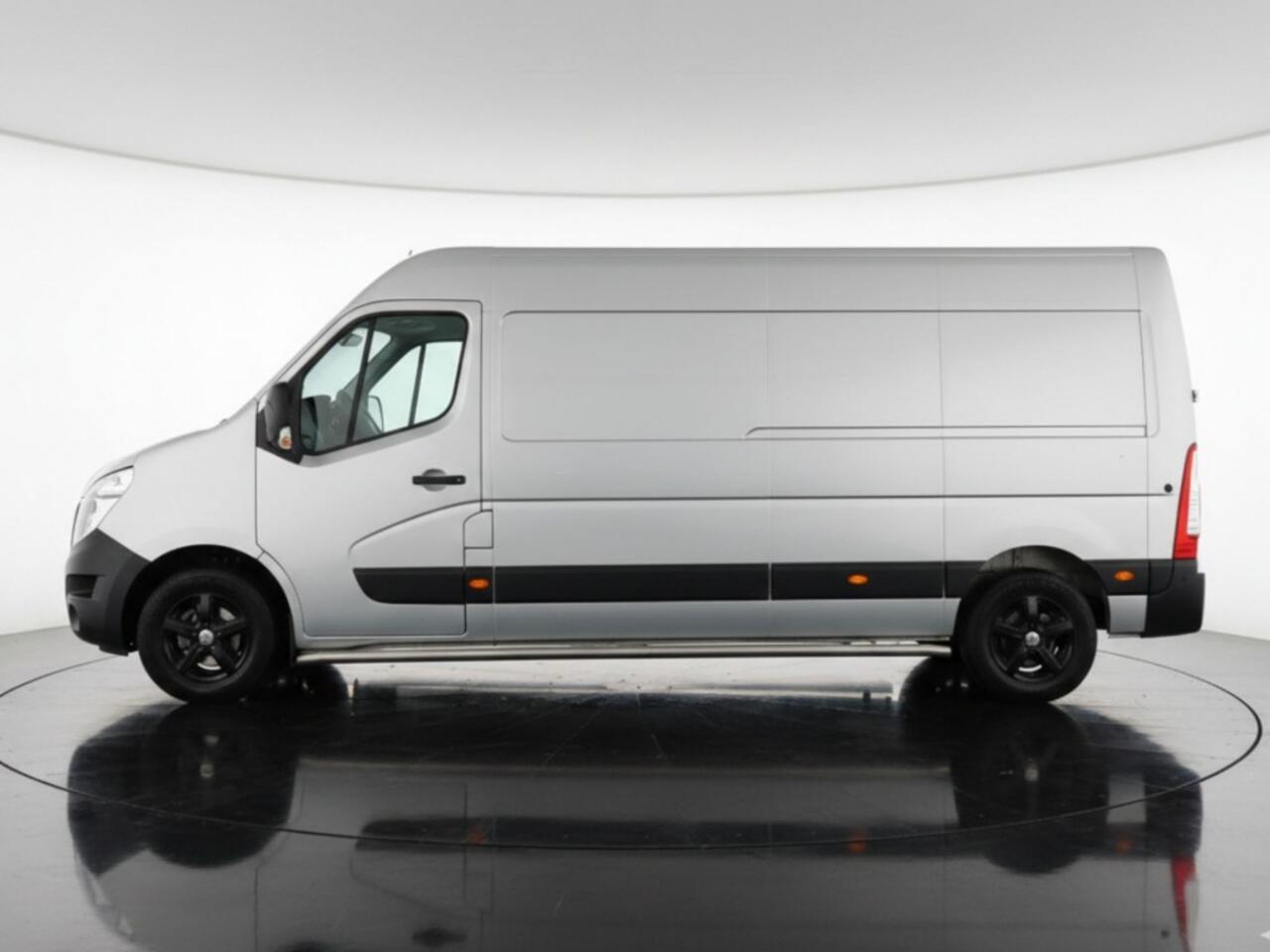 Nissan INTERSTAR 2.3 dCi L3H3 N-Connecta Automaat