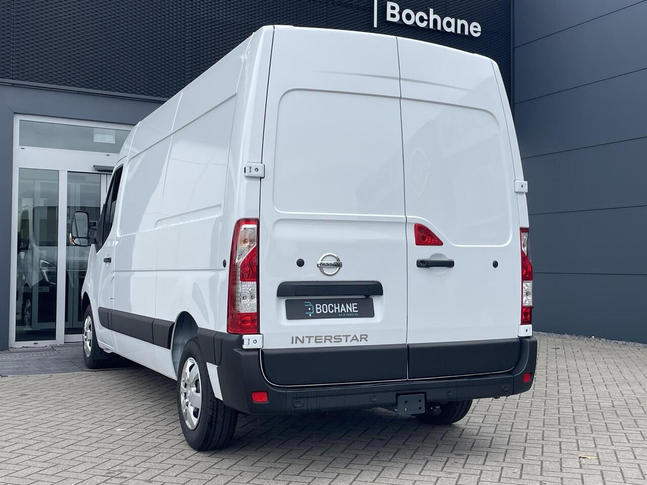 Nissan INTERSTAR 2.3 dCi L2H2 N-Connecta | Navigatie | Trekhaak | Camera