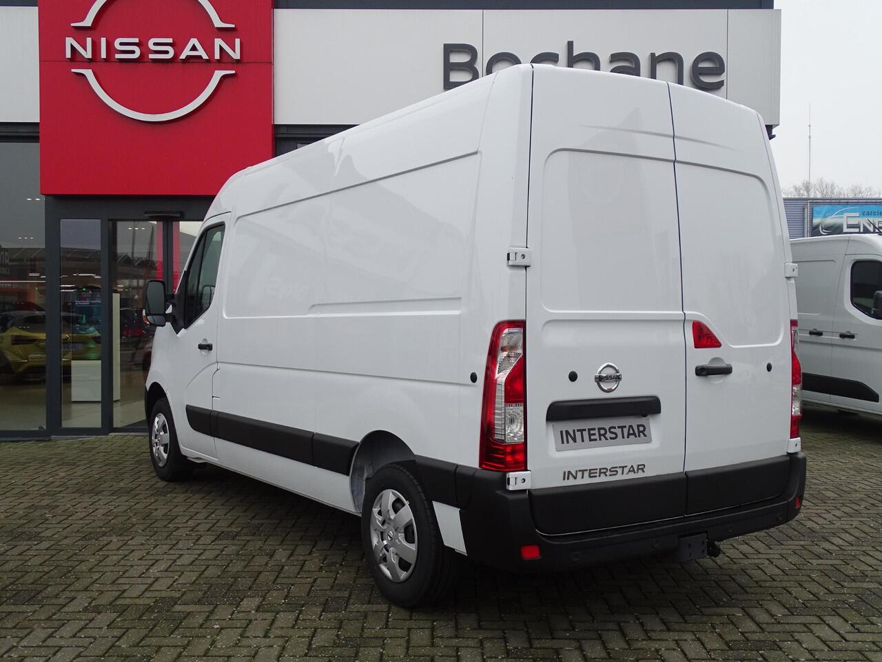 Nissan INTERSTAR 2.3 dCi L2H2 N-Connecta | Van 35830 Voor 25950 EX | Navigatie | Achteruitrijcamera | Trekhaak | Cruise Control | Parkeersensoren |