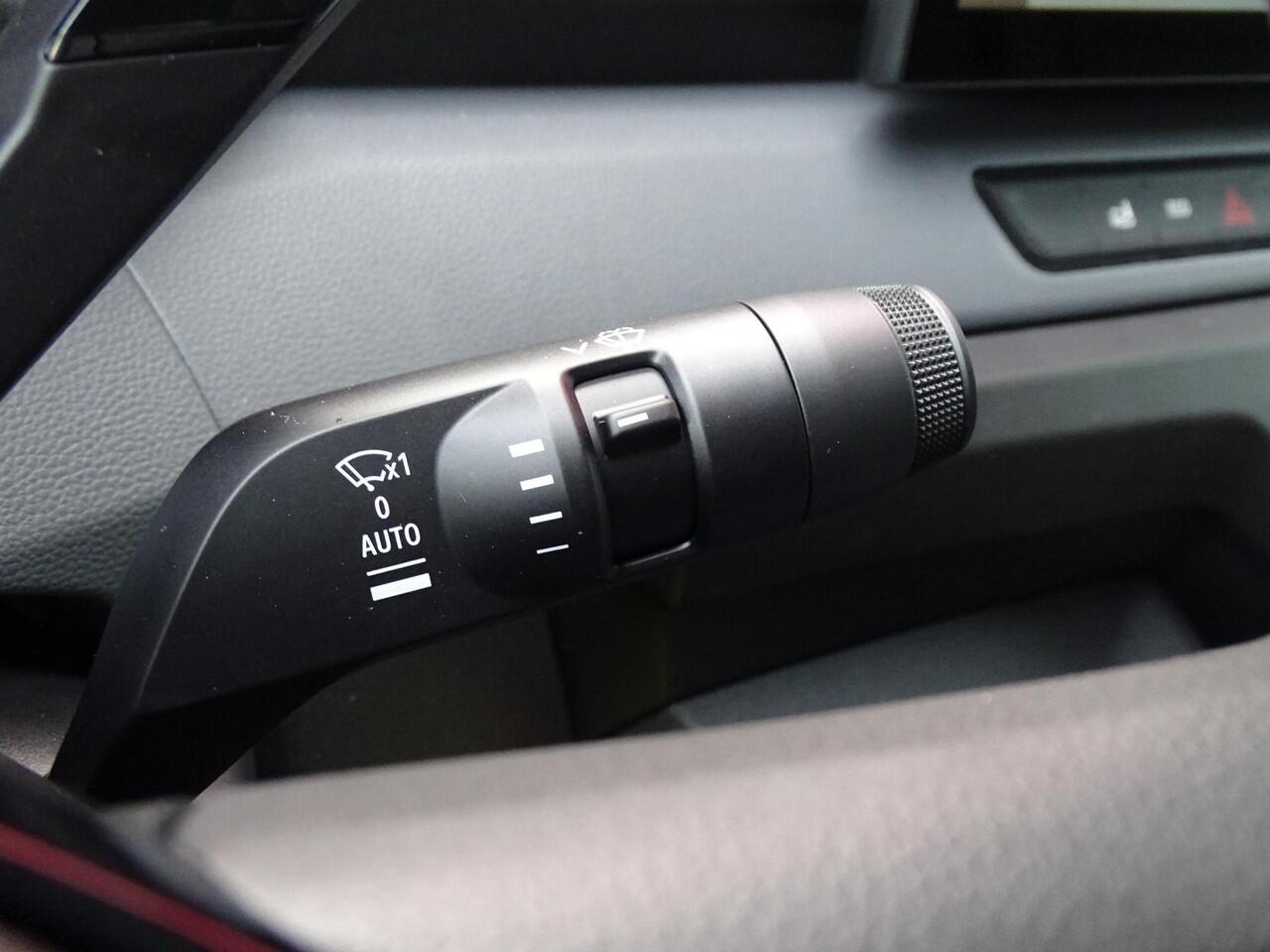 Nissan INTERSTAR L2H2 Limited 87 kWh | Verwarmbare voorruit | PDC | Achteruitrijcamera | Apple carplay & Android auto | Stoelverwarming |