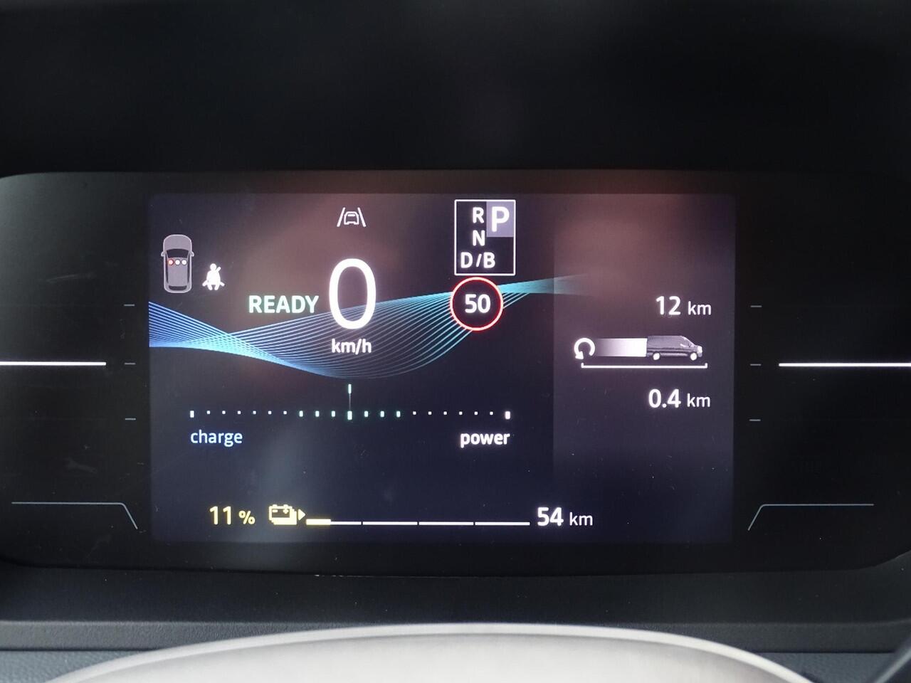 Nissan INTERSTAR L2H2 Limited 87 kWh | Verwarmbare voorruit | PDC | Achteruitrijcamera | Apple carplay & Android auto | Stoelverwarming |