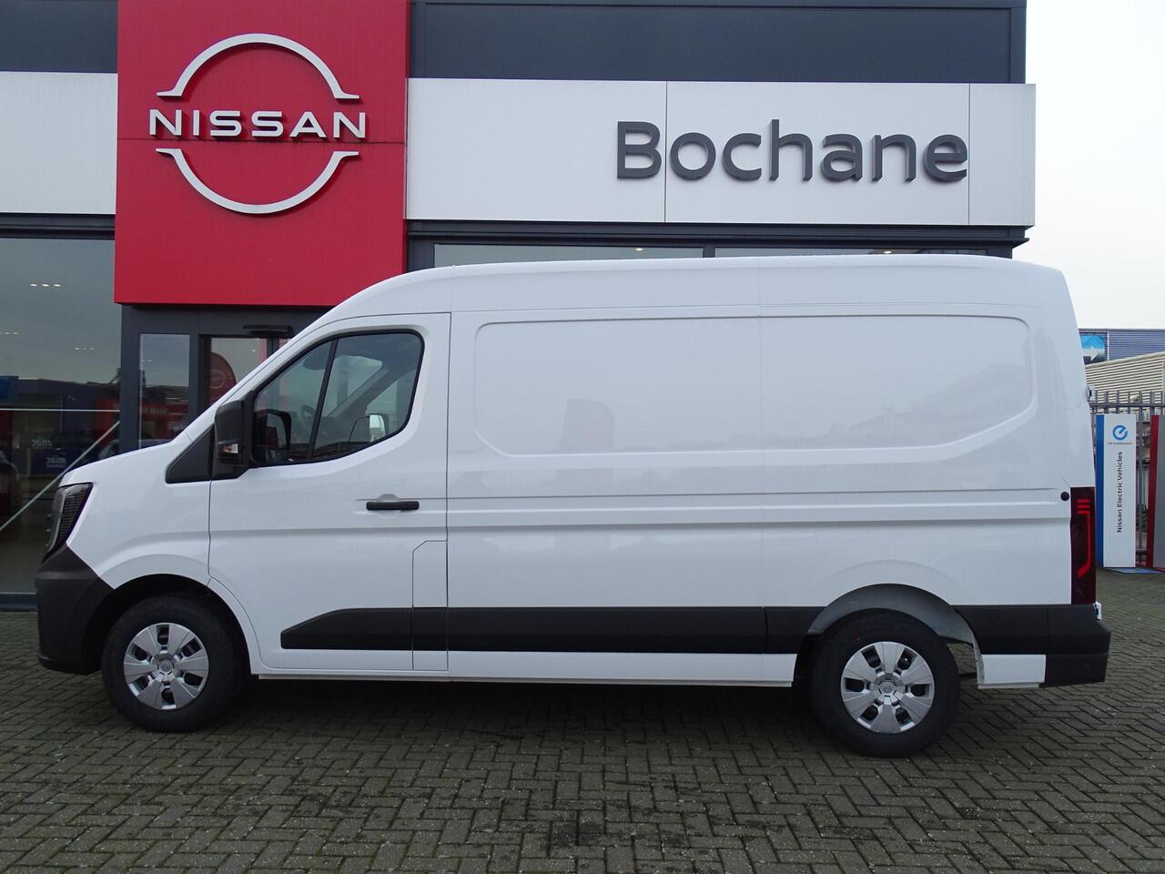Nissan INTERSTAR L2H2 Limited 87 kWh | Verwarmbare voorruit | PDC | Achteruitrijcamera | Apple carplay & Android auto | Stoelverwarming |