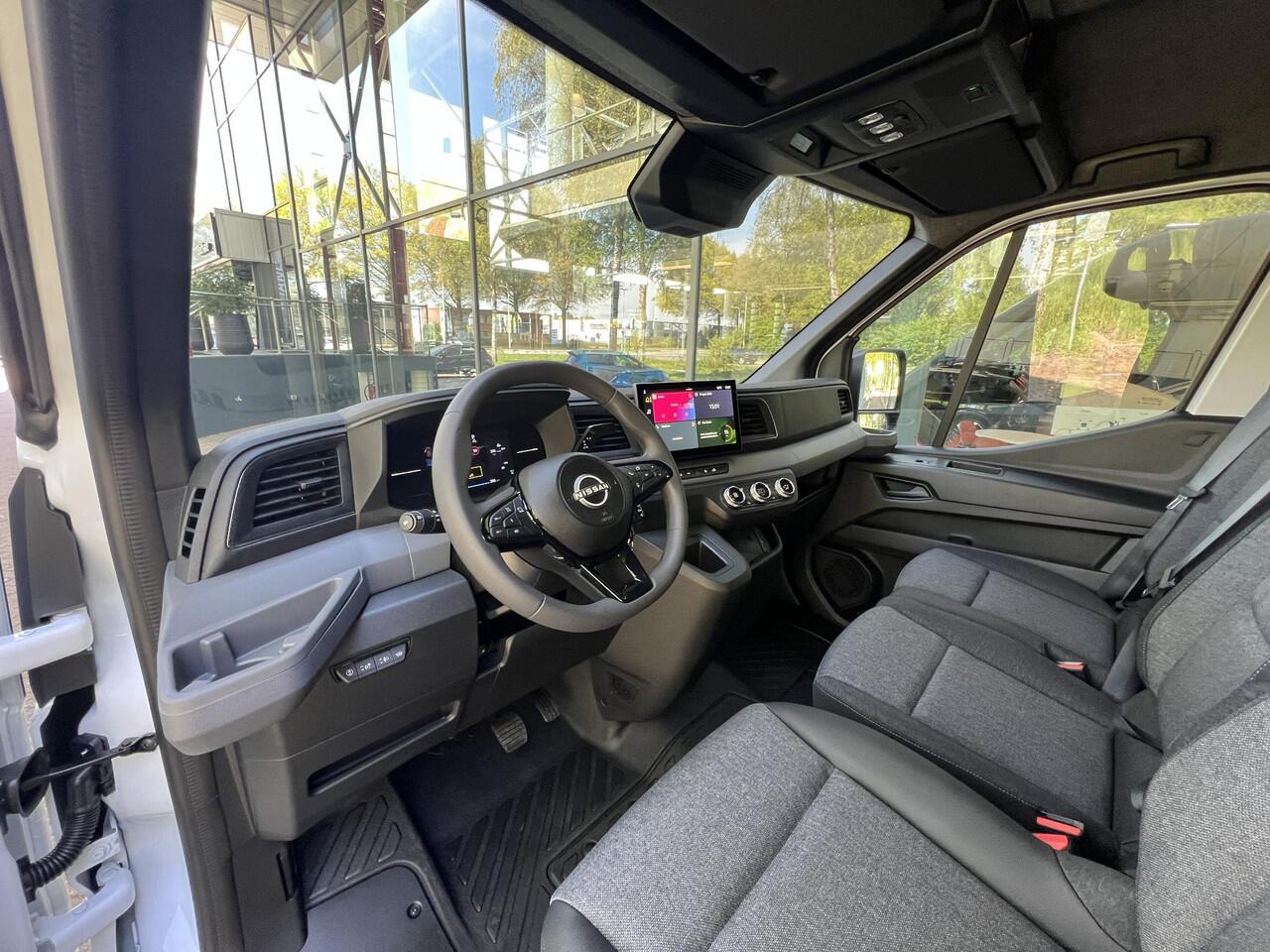 Nissan INTERSTAR Interstar-e L2H2 Limited 87 kWh | DEMO