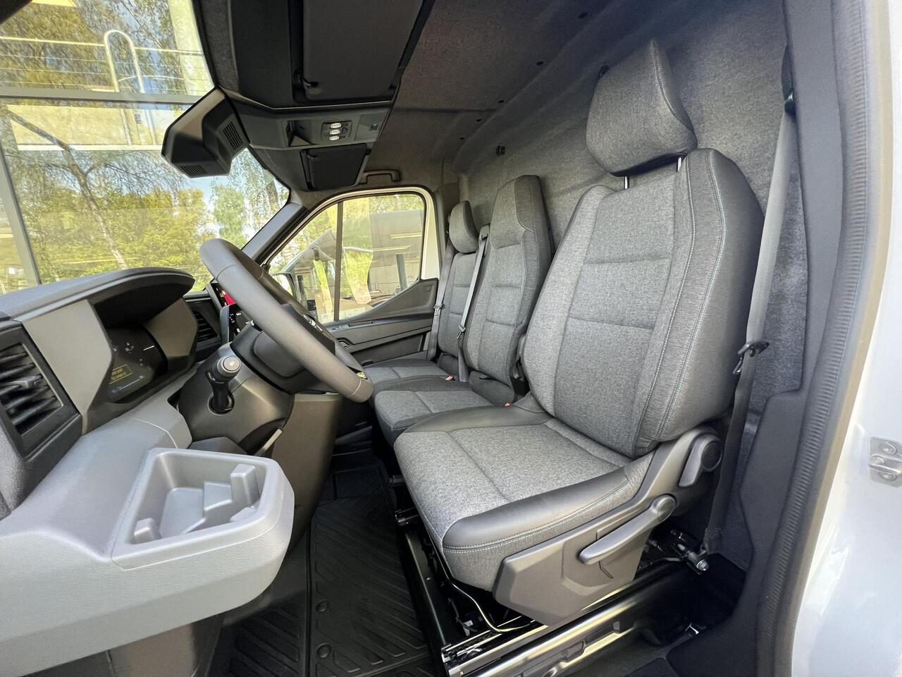 Nissan INTERSTAR Interstar-e L2H2 Limited 87 kWh | DEMO