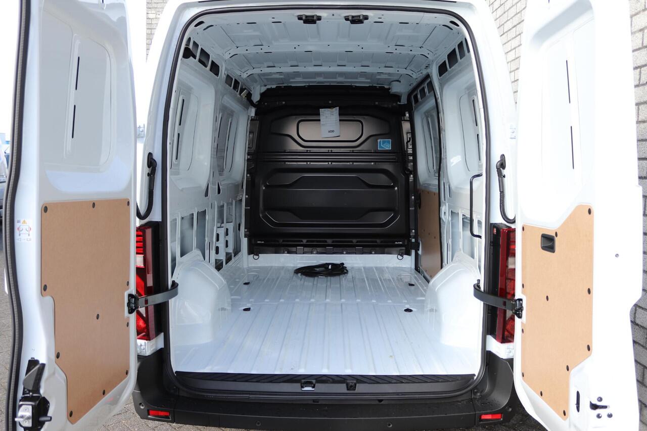 Nissan INTERSTAR Interstar-e L2H2 Limited 87 kWh | Achteruitrijcamera | Voorruitverwarming | Apple CarPlay / Android Auto |