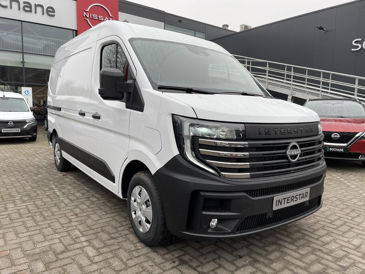 Nissan INTERSTAR Interstar-e L2H2 Limited 87 kWh
