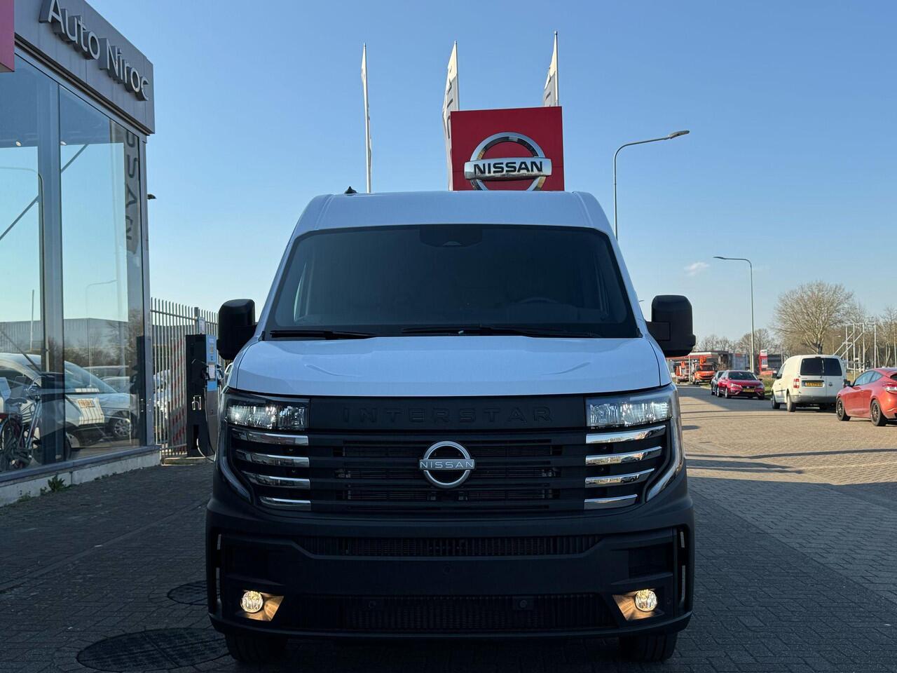 Nissan INTERSTAR Interstar-e L2H2 Limited 87 kWh | 22kW AC LADER | 130kW DC SNELLADER | 3.500 KG GVW | APPLE CARPLAY/ANDROID AUTO | CAMERA |