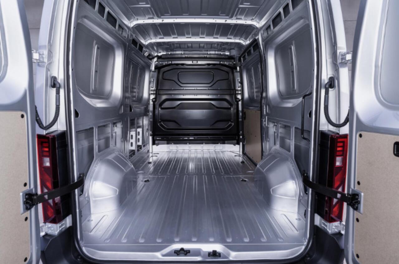 Nissan INTERSTAR Interstar-e 87 kWh Limited L2H2 3t5 Auto (Trekgewicht 1500) / Bestelauto van het jaar 2026 | Inclusief 30% klantkorting! | 5 jaar garantie | 0,0% rente financiallease tot 60 maanden