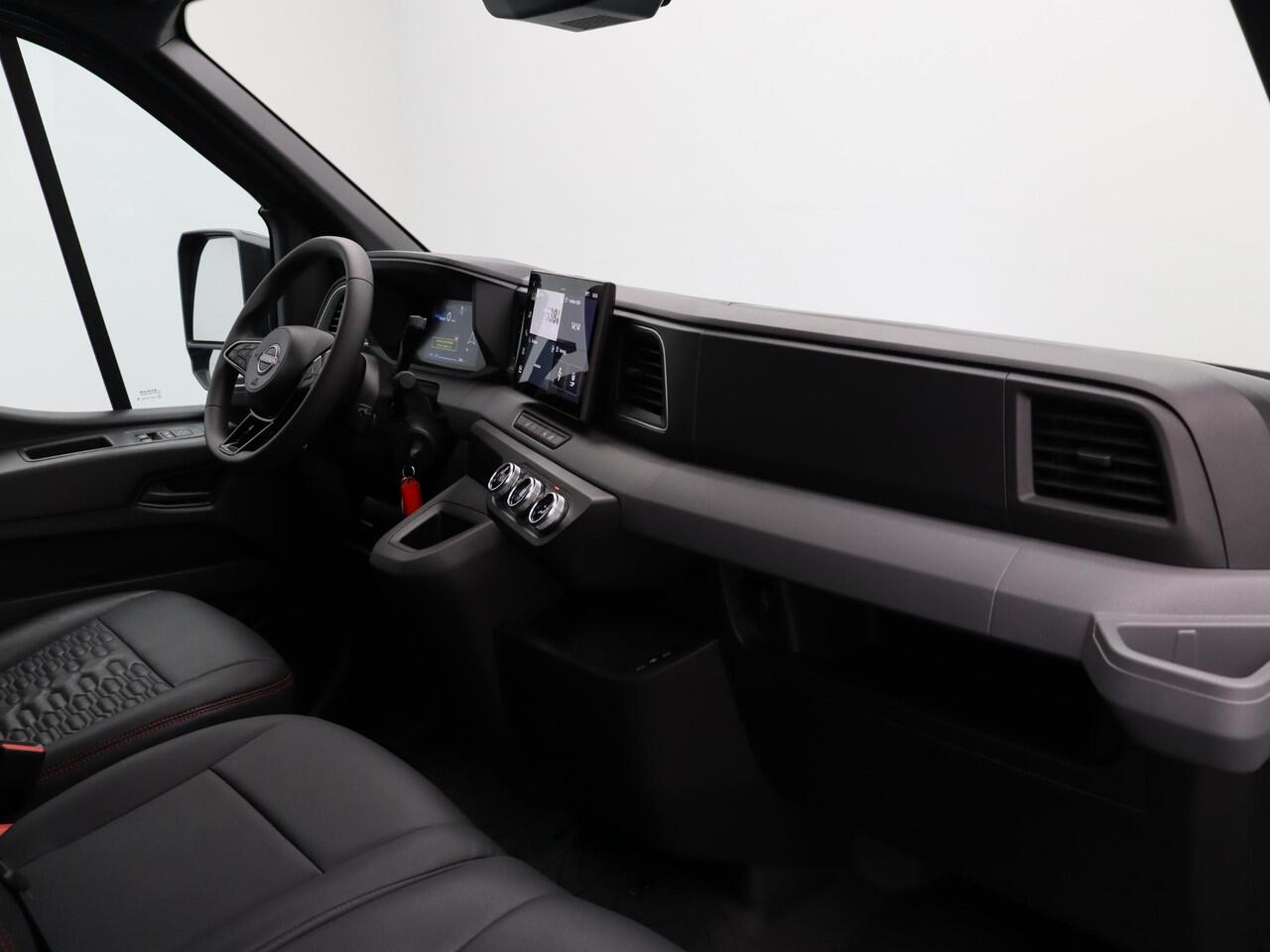 Nissan INTERSTAR Interstar-e Nismo + | Alleen Bij ABD! | 0% Rente | 5 Jaar Garantie | Nissan Motorsport | 2000KG Trekgewicht | Tot 460Km Actieradius | Laadruimepakket |