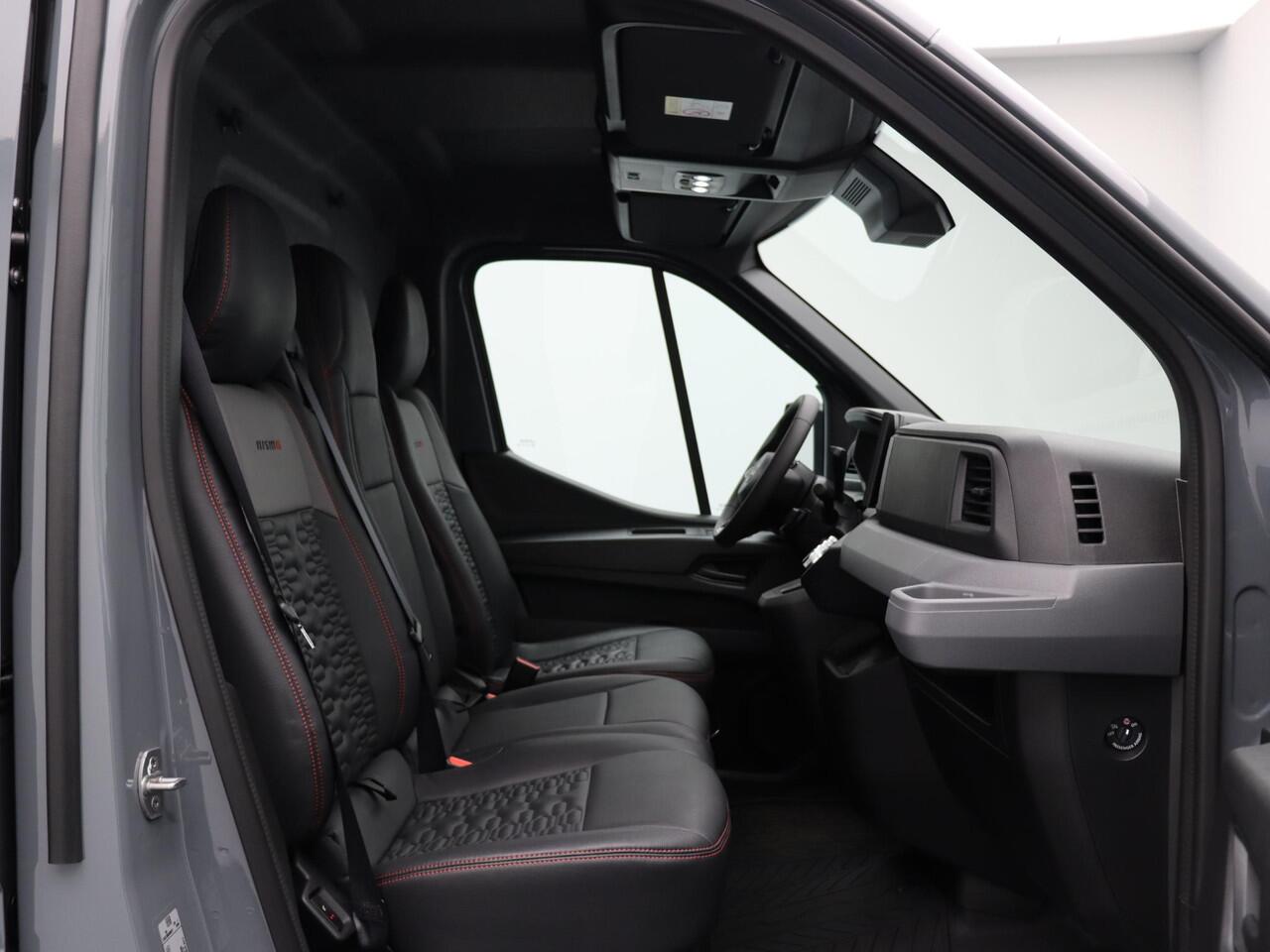 Nissan INTERSTAR Interstar-e Nismo + | Alleen Bij ABD! | 0% Rente | 5 Jaar Garantie | Nissan Motorsport | 2000KG Trekgewicht | Tot 460Km Actieradius | Laadruimepakket |