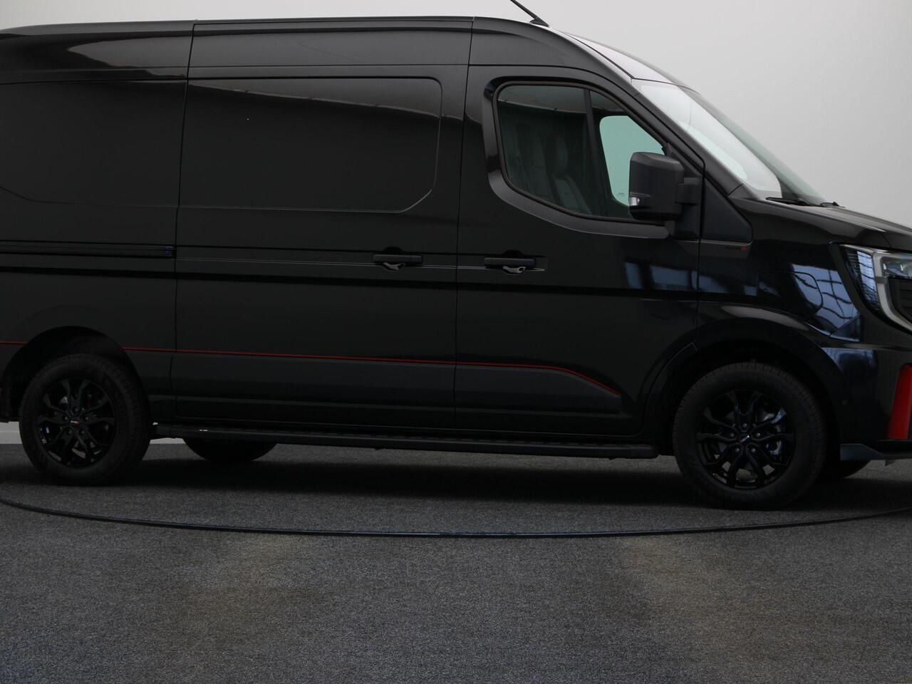 Nissan INTERSTAR Interstar-e Nismo + | Alleen Bij ABD! | 0% Rente | 5 Jaar Garantie | Nissan Motorsport | 2000KG Trekgewicht | Tot 460Km Actieradius |