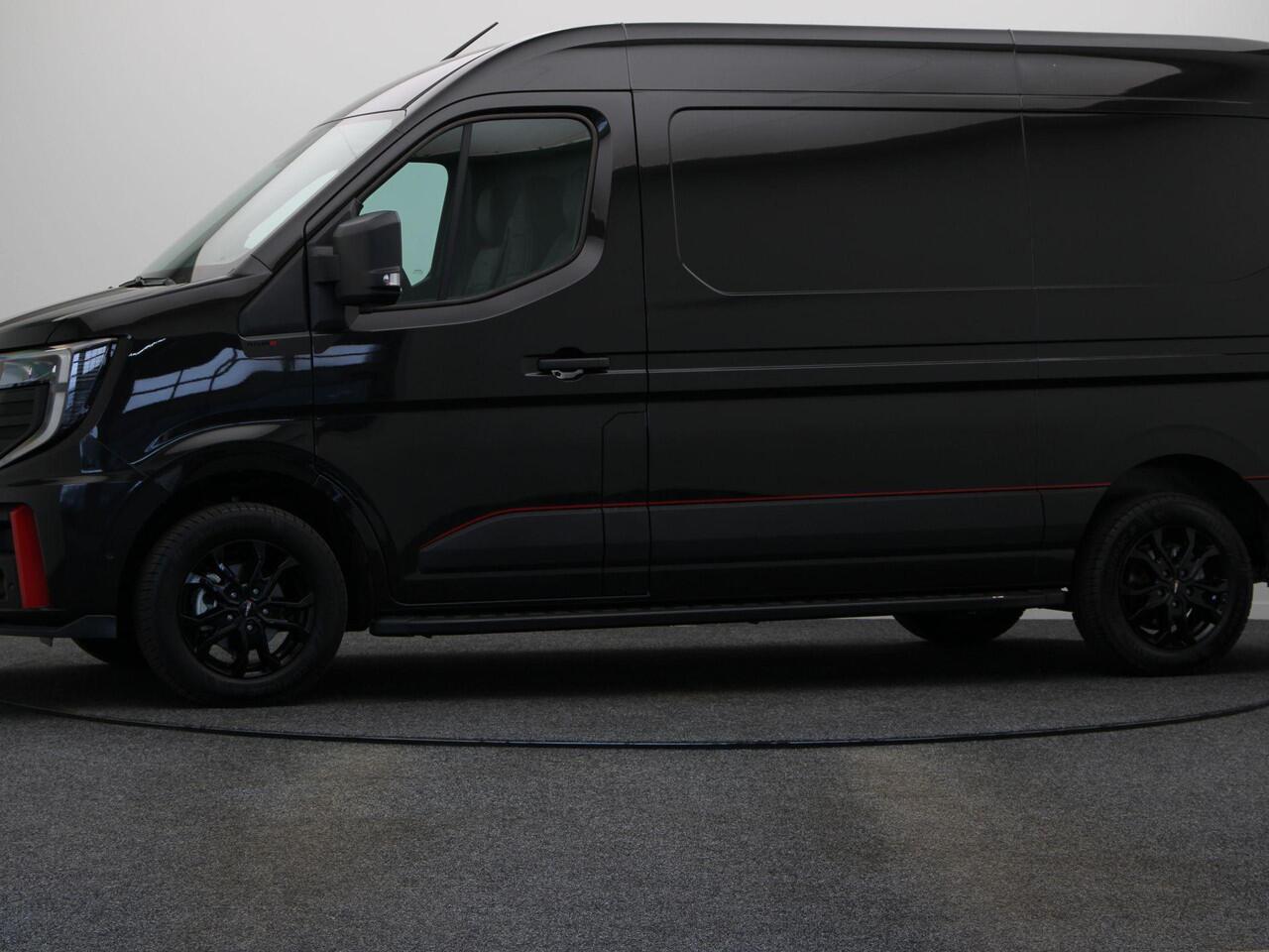 Nissan INTERSTAR Interstar-e Nismo + | Alleen Bij ABD! | 0% Rente | 5 Jaar Garantie | Nissan Motorsport | 2000KG Trekgewicht | Tot 460Km Actieradius | Laadruimepakket |