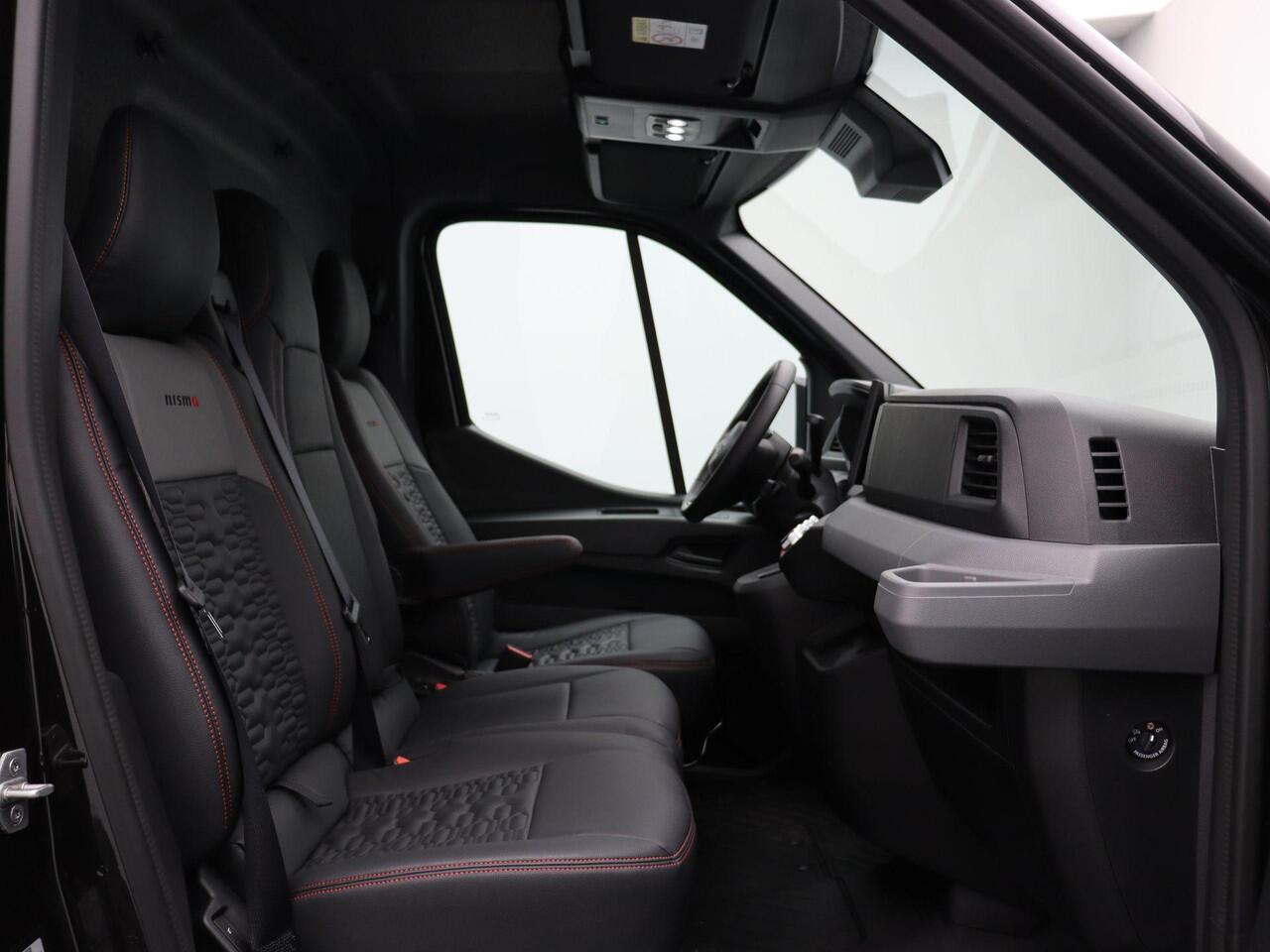 Nissan INTERSTAR Interstar-e Nismo + | Alleen Bij ABD! | 0% Rente | 5 Jaar Garantie | Nissan Motorsport | 2000KG Trekgewicht | Tot 460Km Actieradius | Laadruimepakket |