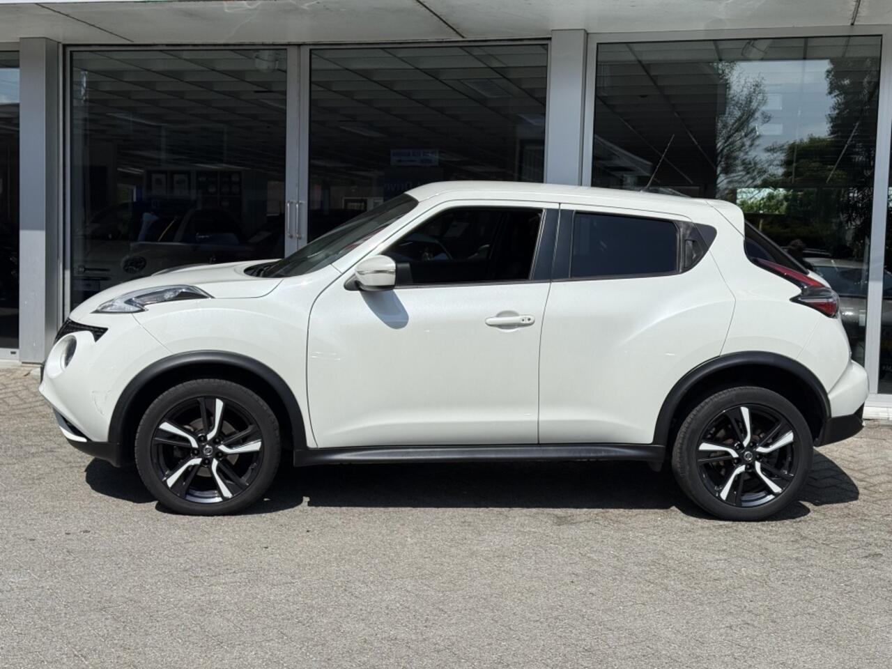 Nissan JUKE 1.6 N-Connecta | Automaat | Camera | Lm17" | stoelverwarming |