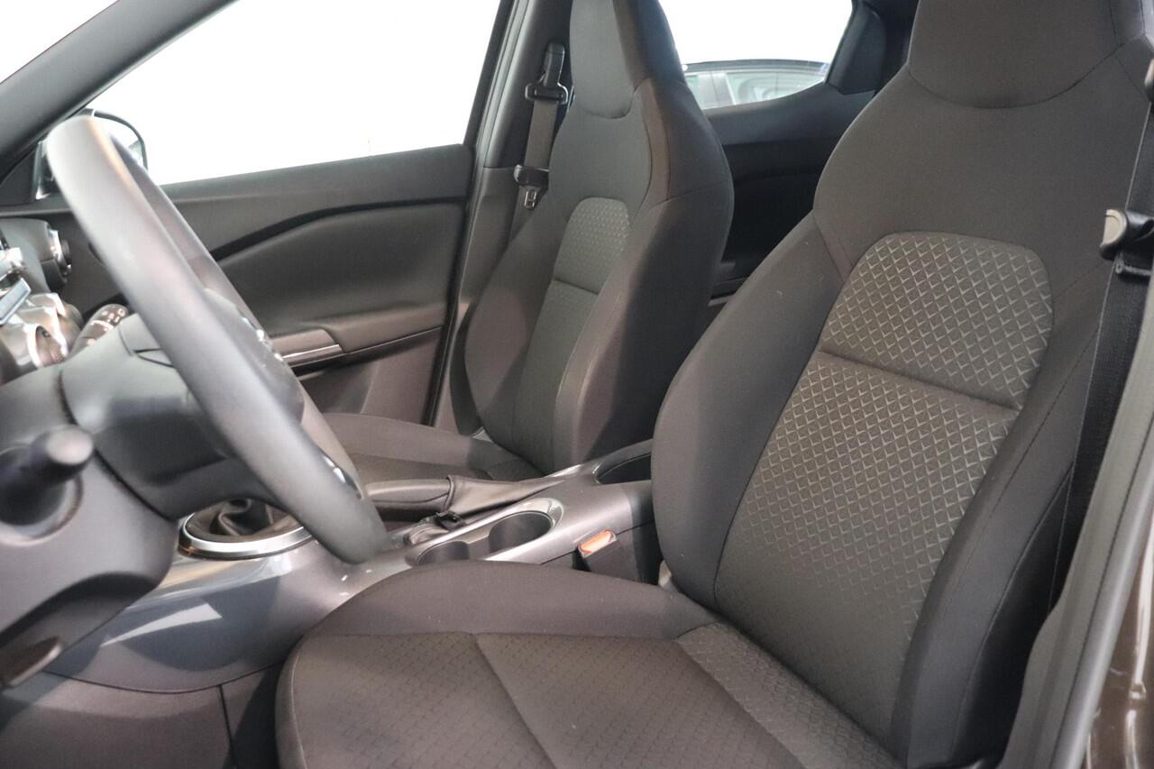 Nissan JUKE 1.0 DIG-T Visia | Airco | Bluetooth | LED | DAB | Cruise control | All season banden |