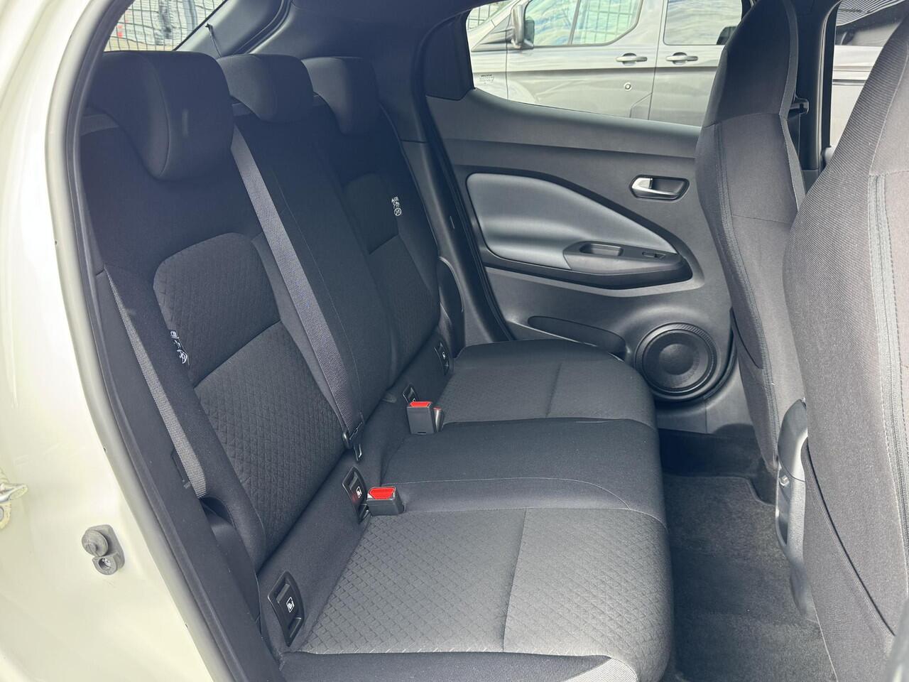 Nissan JUKE 1.0 DIG-T N-CONNECTA I ACHTERUITRIJCAMERA I APPLE CARPLAY I CRUISE CONTROL I CLIMATE CONTROL