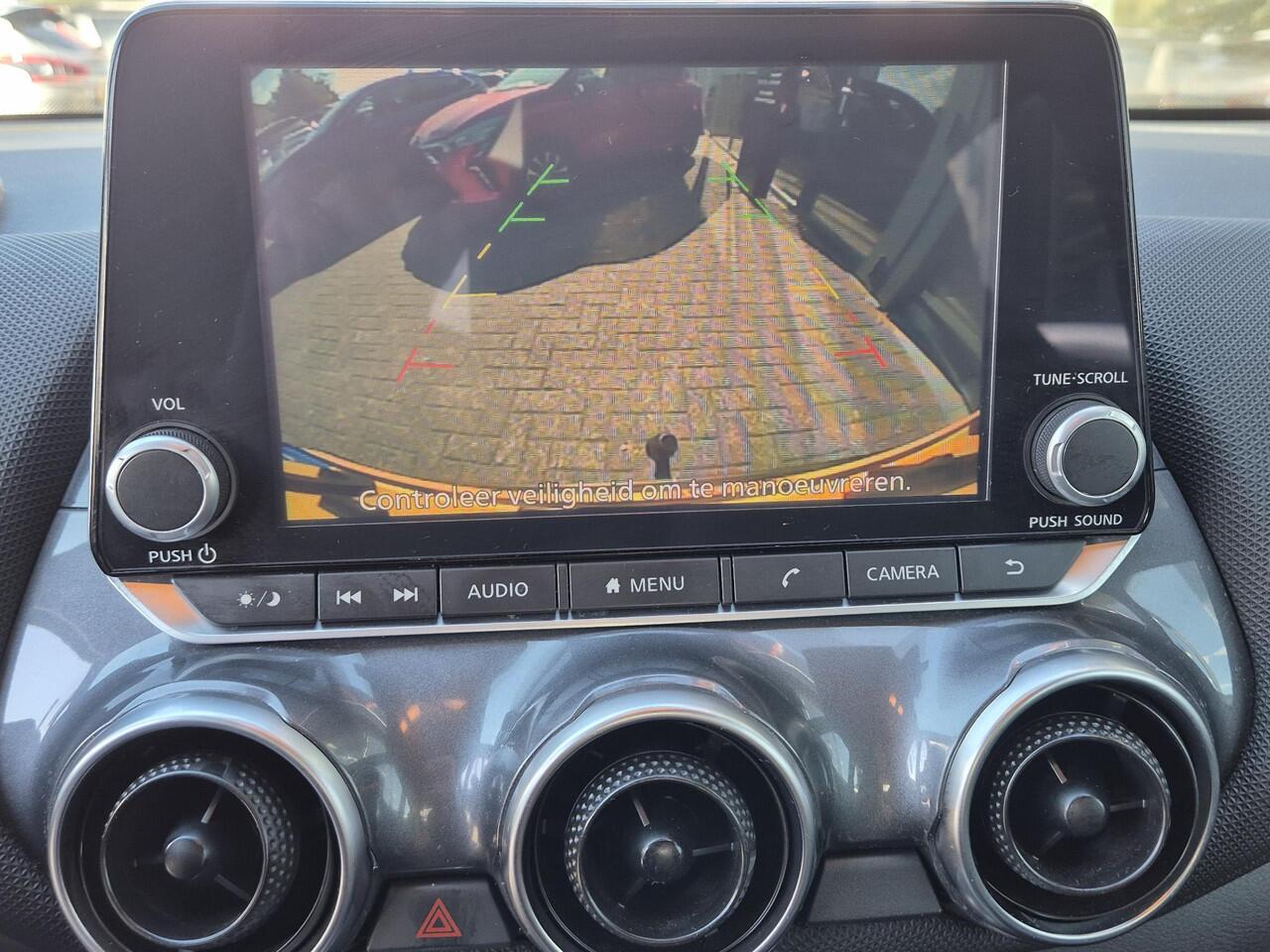 Nissan JUKE 1.0 DIG-T Acenta | Winterpakket | Speciale kleur | Climatronic