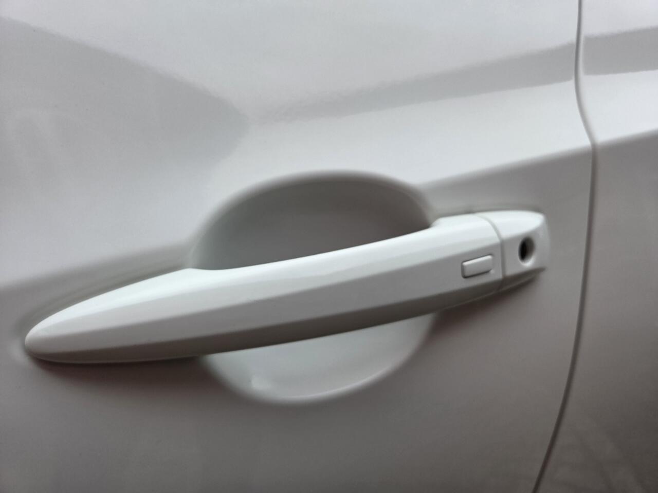 Nissan JUKE 1.0 DIG-T N-Connecta | Keyless | Climate | Carplay