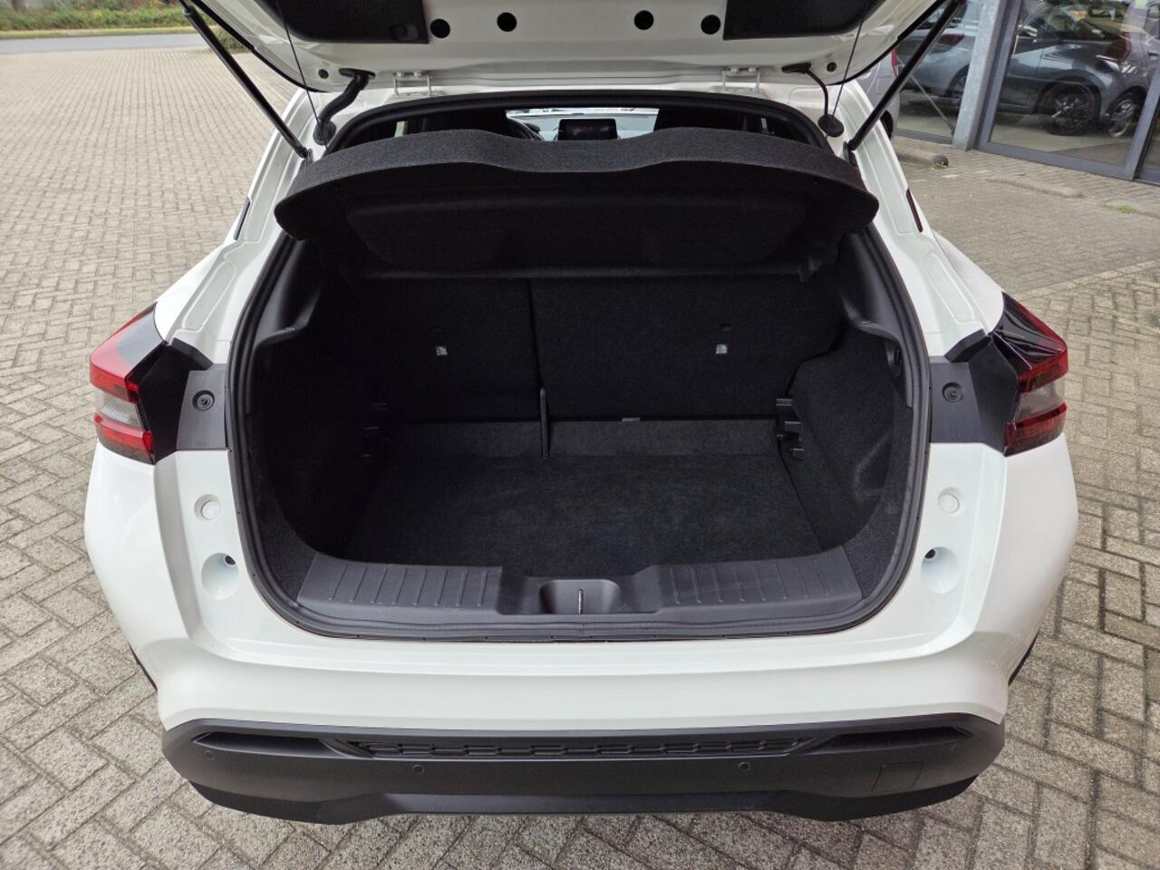 Nissan JUKE 1.0 DIG-T N-Connecta | Keyless | Climate | Carplay