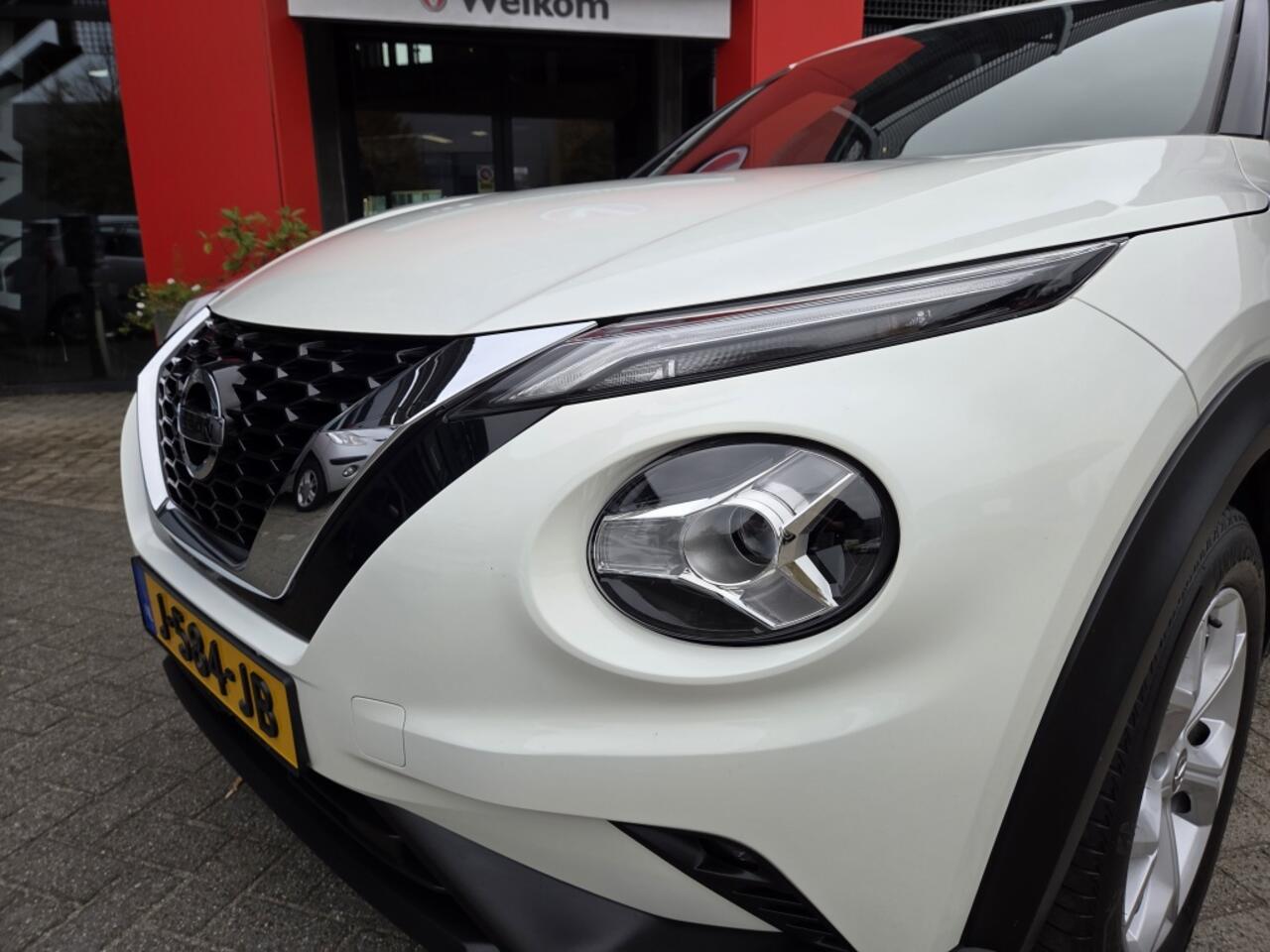 Nissan JUKE 1.0 DIG-T N-Connecta | Keyless | Climate | Carplay