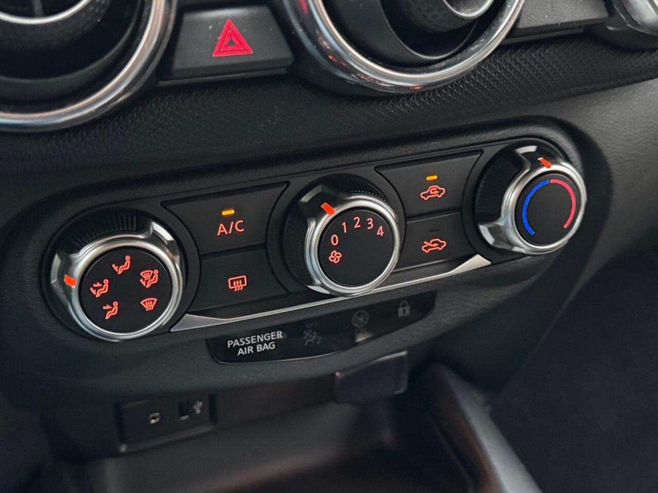 Nissan JUKE 1.0 DIG-T Visia airco,audio,cruise