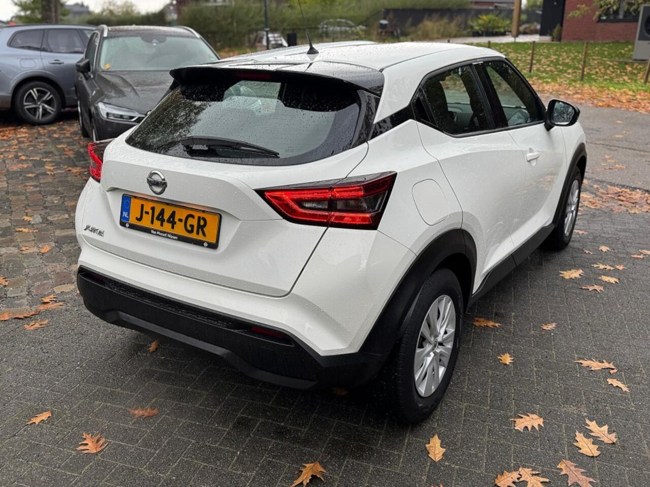 Nissan JUKE 1.0 DIG-T Visia airco,audio,cruise