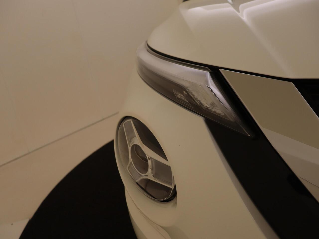 Nissan JUKE 1.0 DIG-T Acenta 115PK | Camera | Cruise Control & Snelheidsbegrenzer | 17" LMV | LED-Verlichting | Licht- & Regensensor | Airconditioning | Apple Carplay & Android Auto