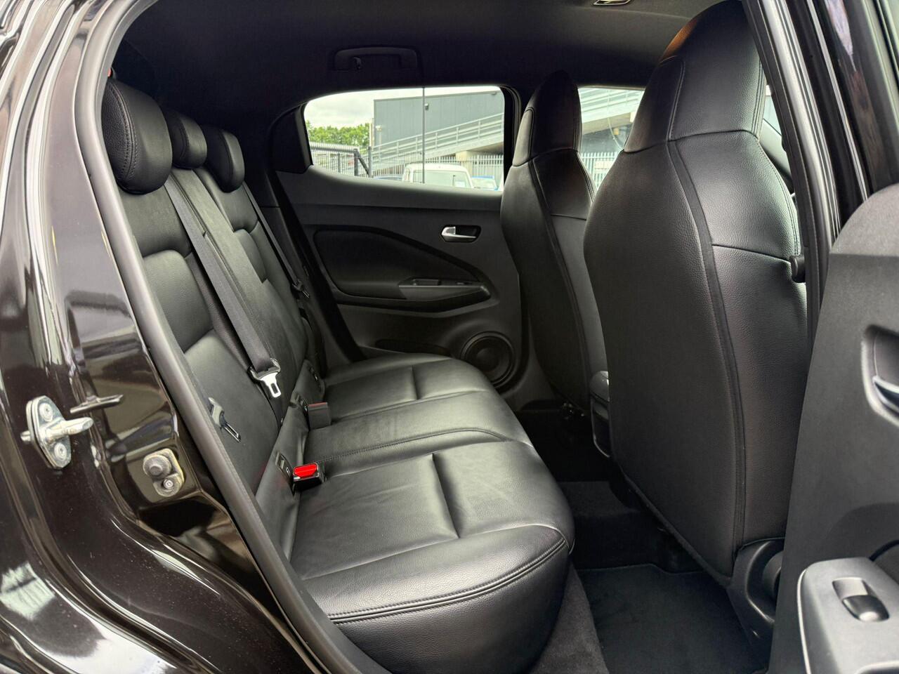 Nissan JUKE 1.0 DIG-T Automaat Business Ed.*Lederen Bekleding*