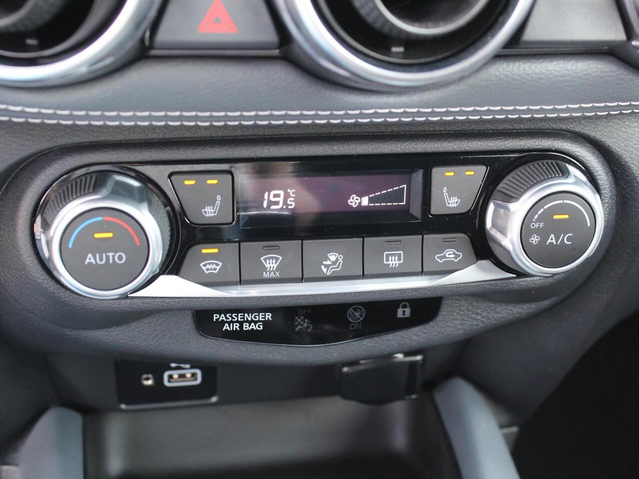 Nissan JUKE 1.0 DIG-T 114 Premiere Edition / Lage Kilometerstand / Navigatie + Apple Carplay/Android Auto / Climate Control / Stoelverwarming Voor / Verwarmde Voorruit /