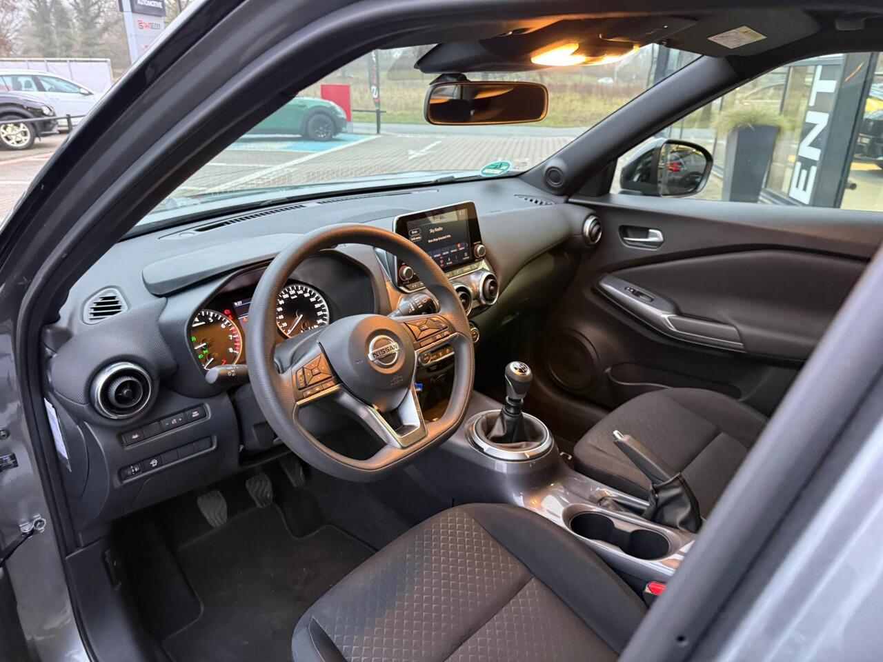 Nissan JUKE 1.0 DIG-T Acenta *Trekhaak & Stoelverwarming*