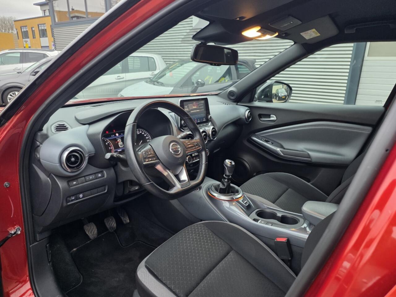 Nissan JUKE 1.0 DIG-T N-Connecta, navi, apple carplay/andriod, aur camera