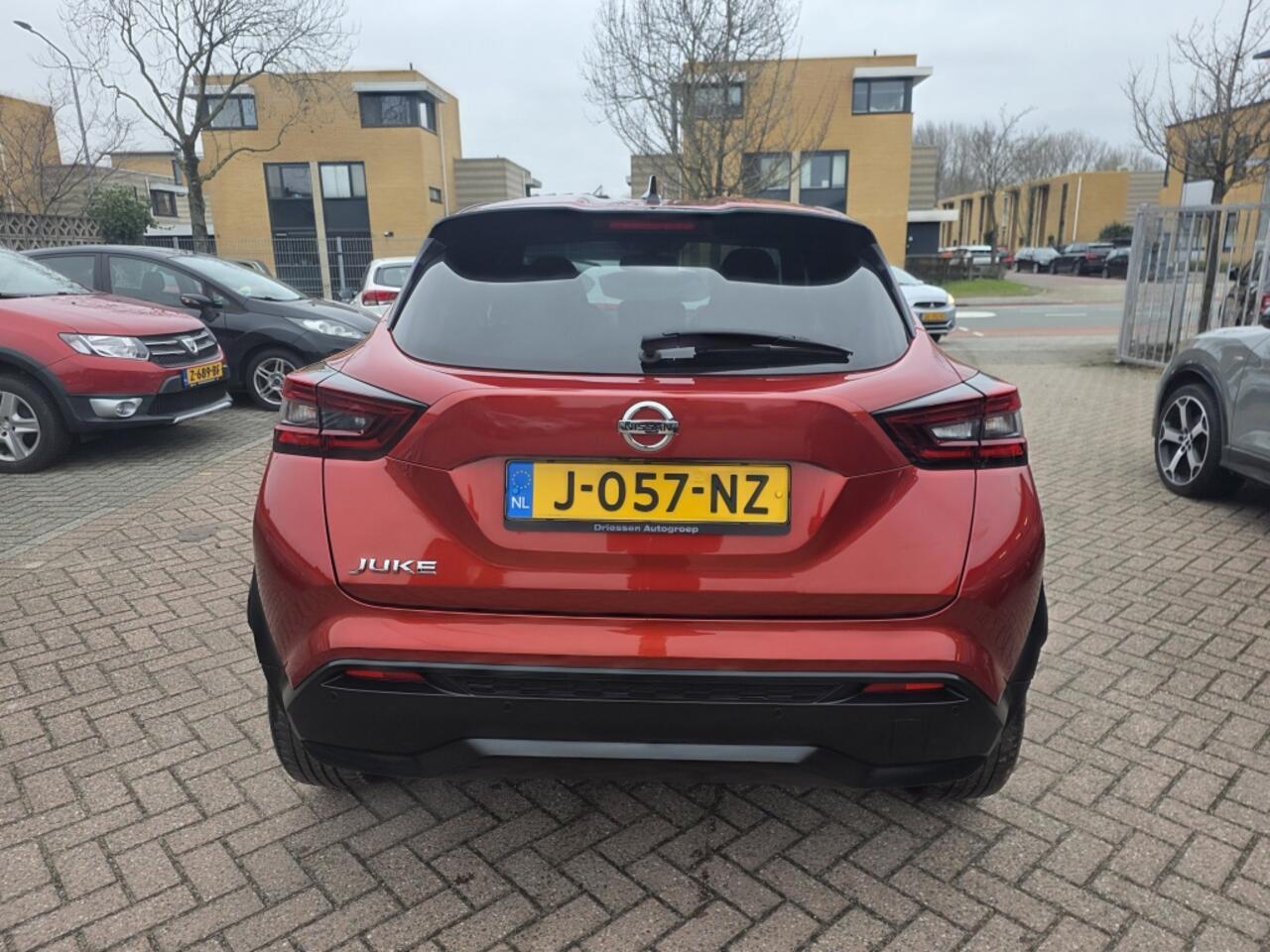 Nissan JUKE 1.0 DIG-T N-Connecta, navi, apple carplay/andriod, aur camera