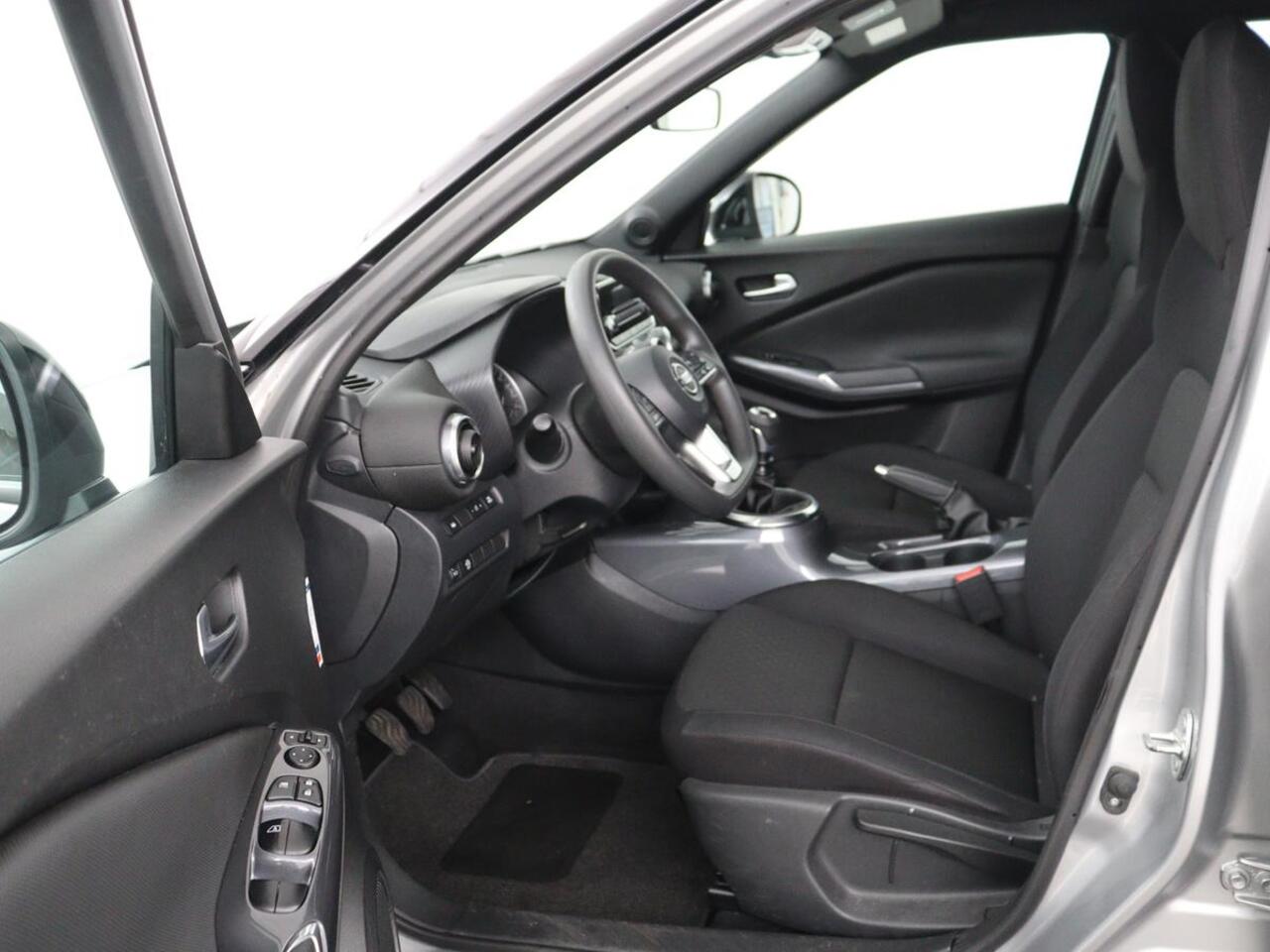 Nissan JUKE 1.0 DIG-T Visia | Trekhaak | Full LED | Cruise control | Bluetooth | Airco | DAB | Lichtsensor