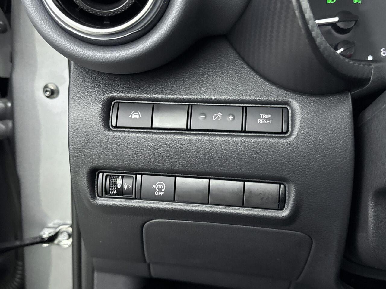 Nissan JUKE 1.0 DIG-T Acenta | Apple Carplay & Android Auto | Achterruitrijcamera | Parkeersensoren | Climat control|