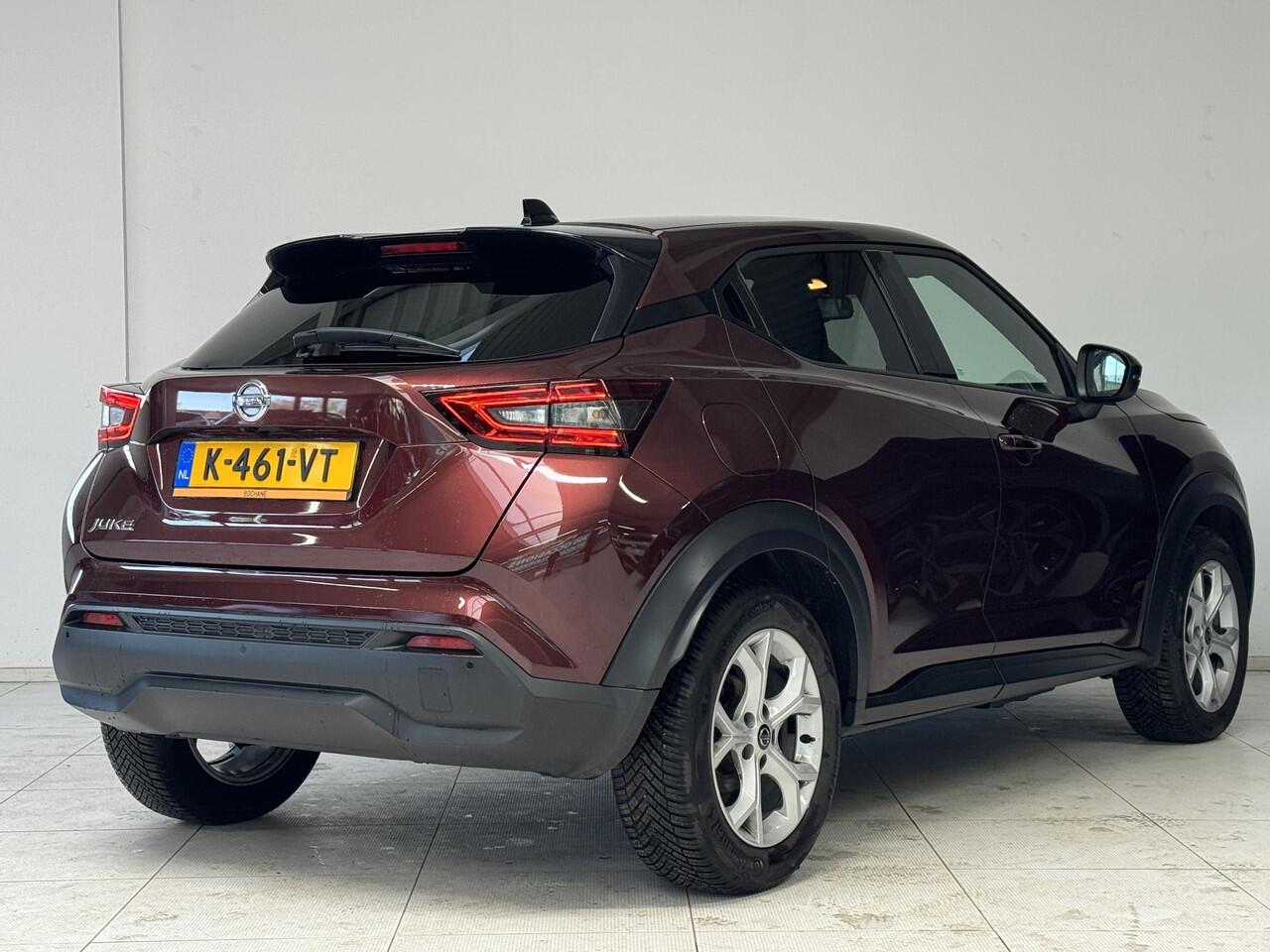 Nissan JUKE 1.0 DIG-T N-Connecta | Navigatie | Achteruitrijcamera | Cruise Control | Stoelverwarming | All-Season banden |