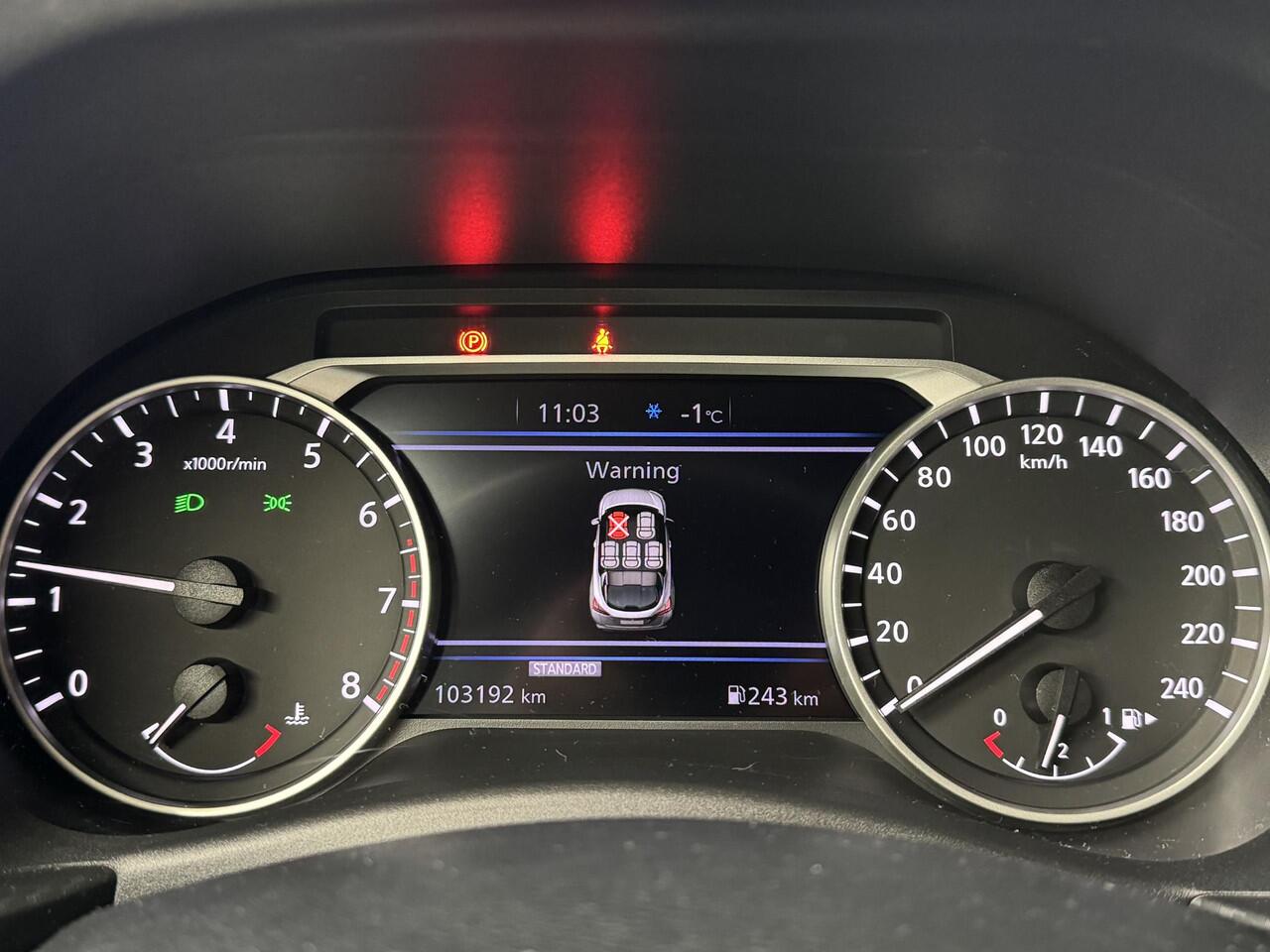 Nissan JUKE 1.0 DIG-T N-Connecta | Navigatie | Achteruitrijcamera | Cruise Control | Stoelverwarming | All-Season banden |