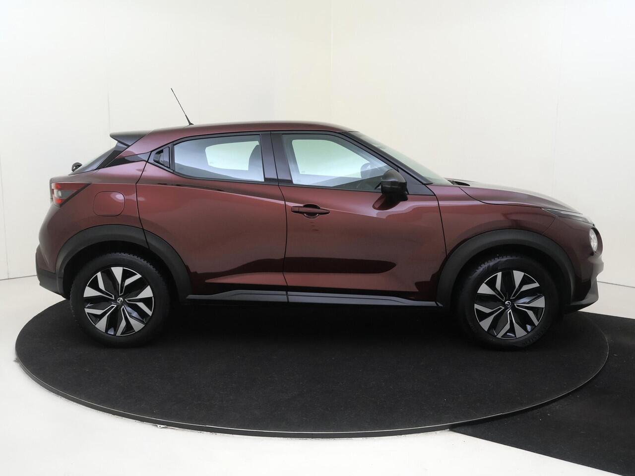 Nissan JUKE 1.0 DIG-T Acenta | Achteruitrijcamera | Wieldoppen | Cruise Control