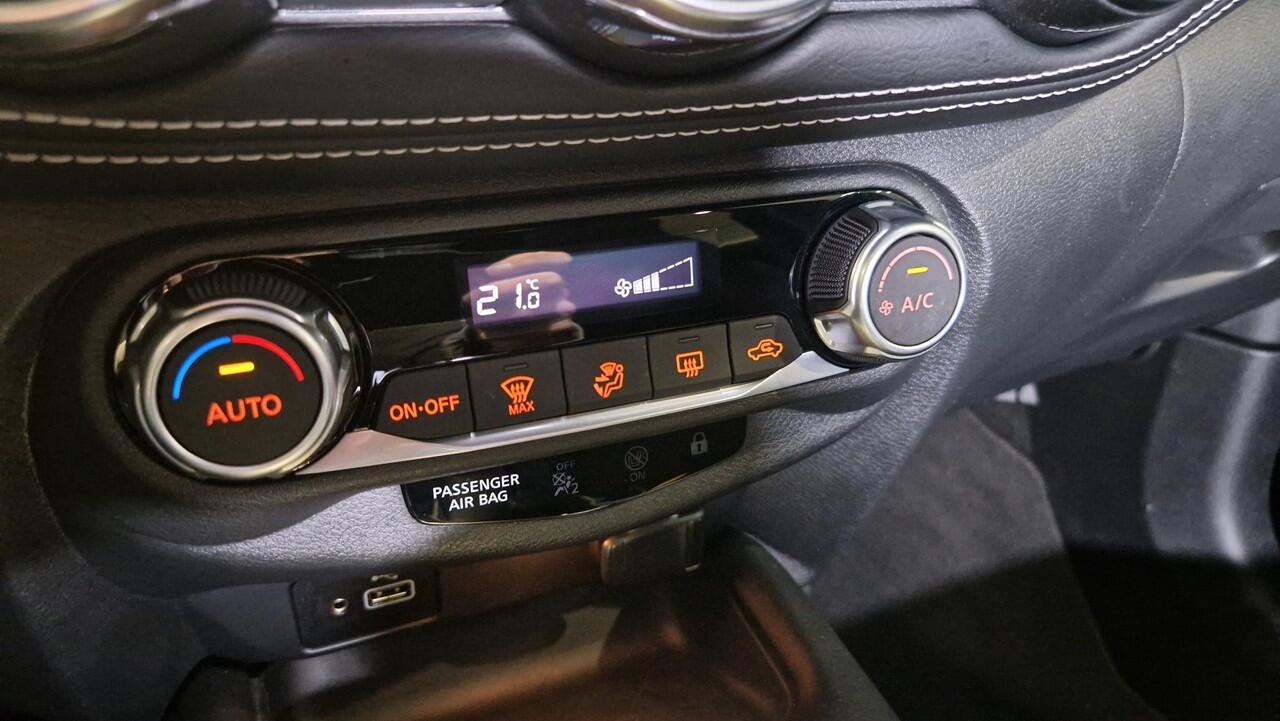 Nissan JUKE 1.6 Hybrid N-Connecta