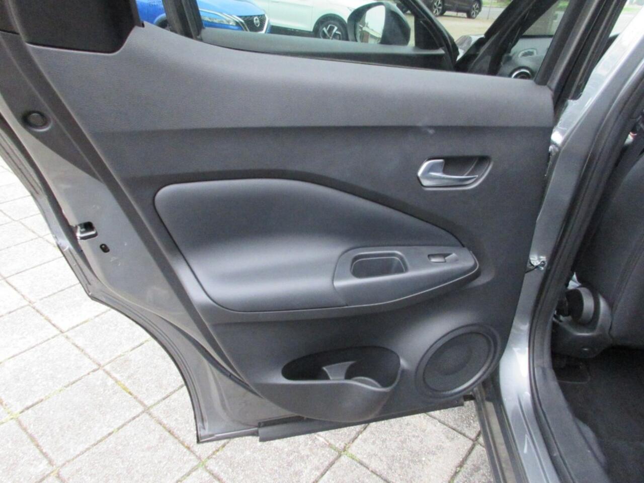 Nissan JUKE 1.6 hybrid bussines edition