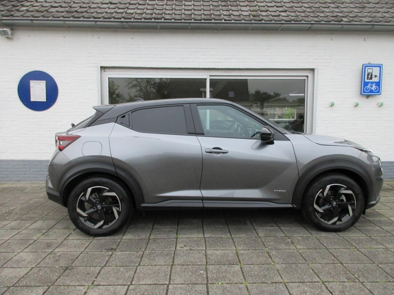 Nissan JUKE 1.6 hybrid bussines edition