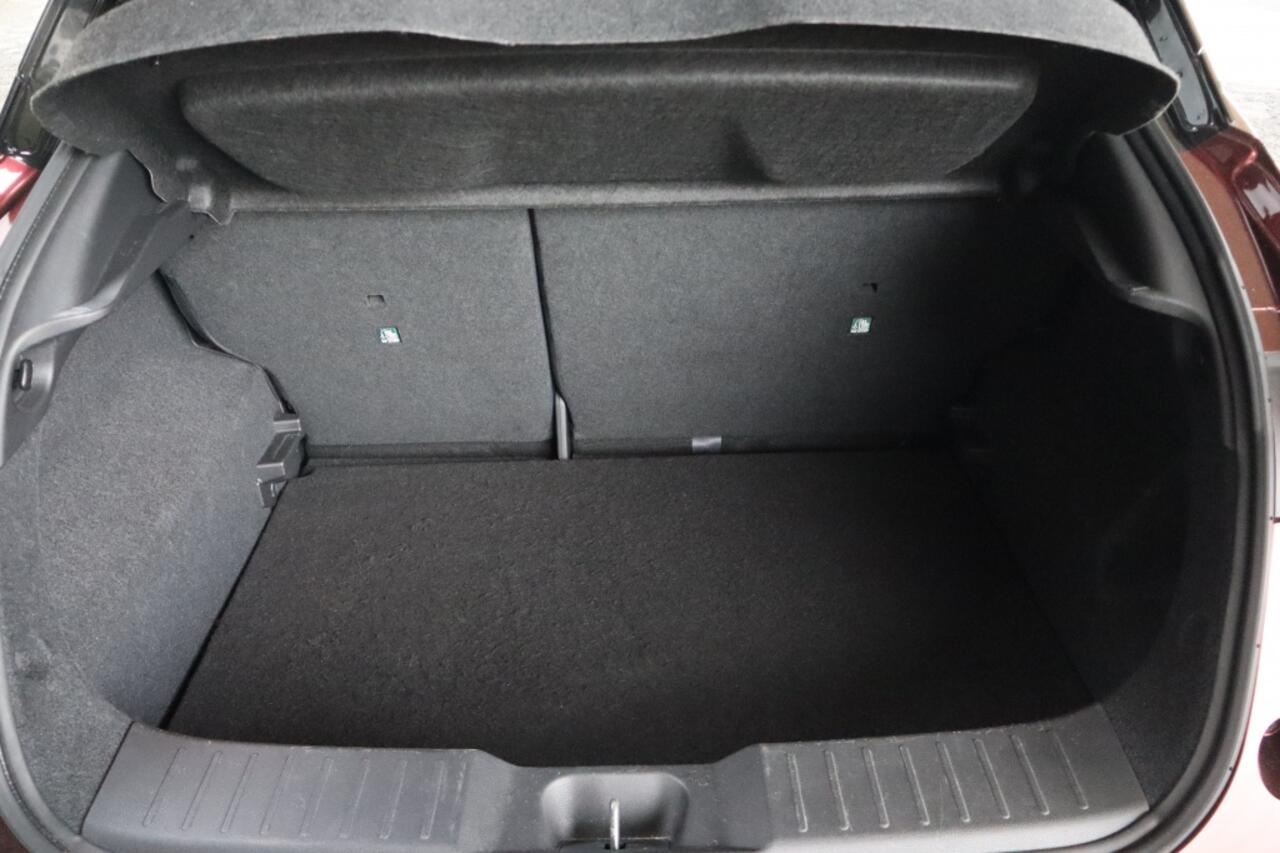 Nissan JUKE 1.6 Hybride Tekna | Geen import | Luxe uitvoering | Leer | Two T