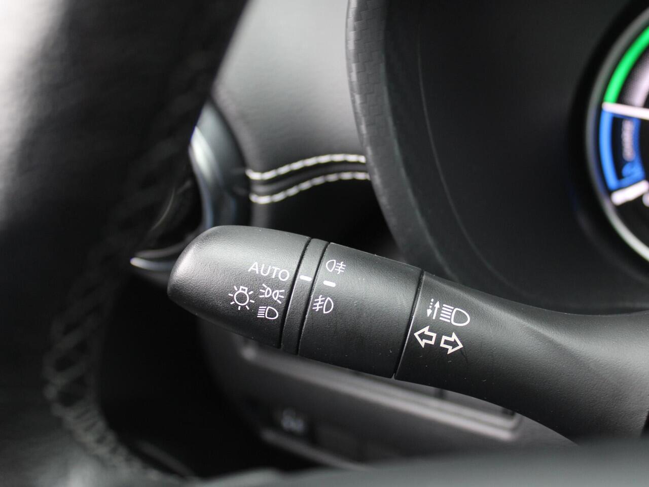 Nissan JUKE 1.6 Hybrid N-Design | Trekhaak | Stuur-/stoel-/voorruitverwarming | Camera | Clima | Navi | 19" LM | Cruise |