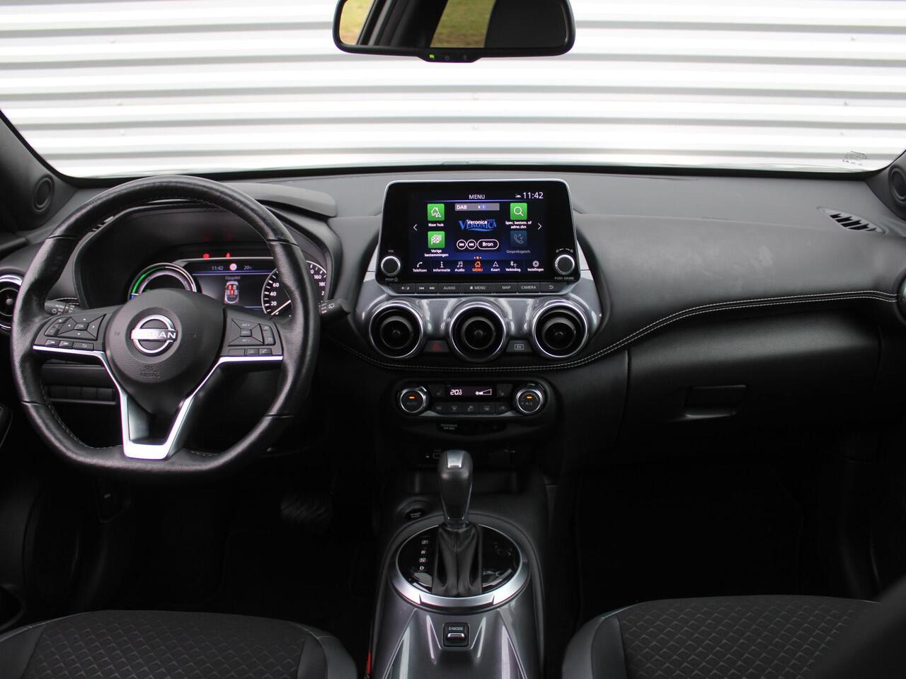Nissan JUKE 1.6 Hybrid N-Design | Trekhaak | Stuur-/stoel-/voorruitverwarming | Camera | Clima | Navi | 19" LM | Cruise |