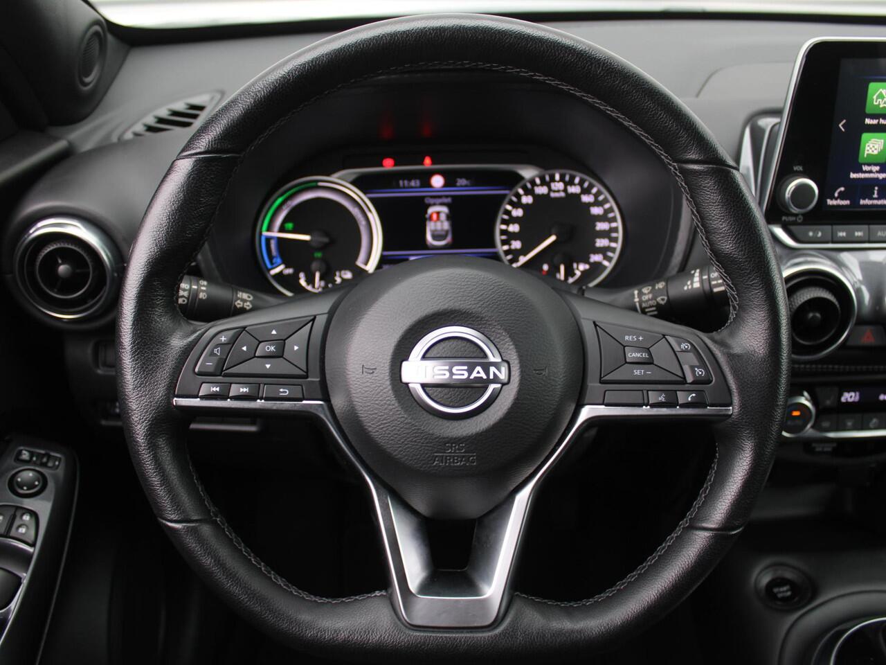 Nissan JUKE 1.6 Hybrid N-Design | Trekhaak | Stuur-/stoel-/voorruitverwarming | Camera | Clima | Navi | 19" LM | Cruise |