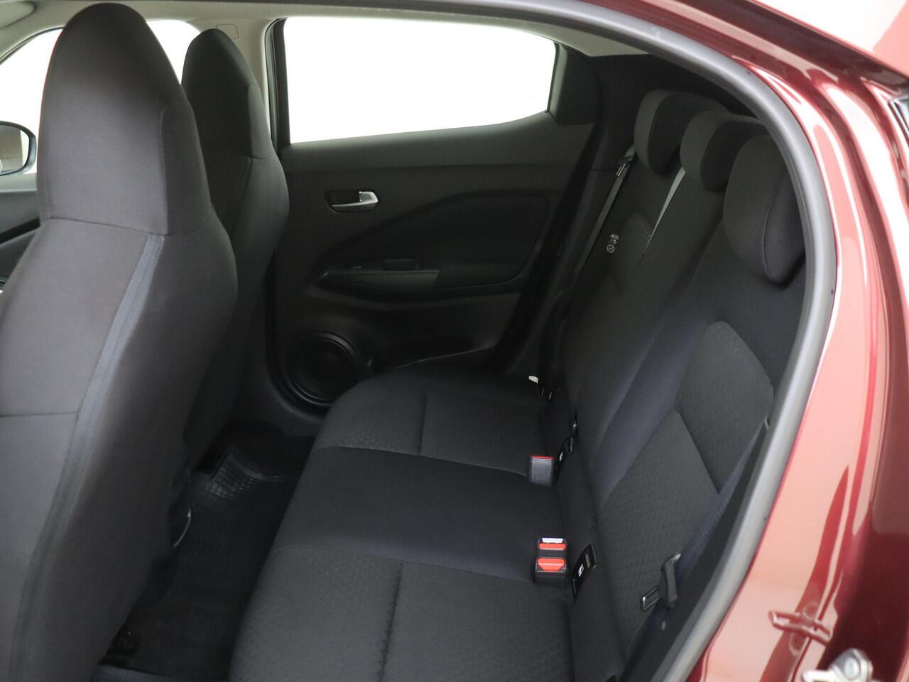 Nissan JUKE 1.0 DIG-T Acenta | Automaat | Navigatie | Camera | Apple carplay | Climate control | Stoelverwarming