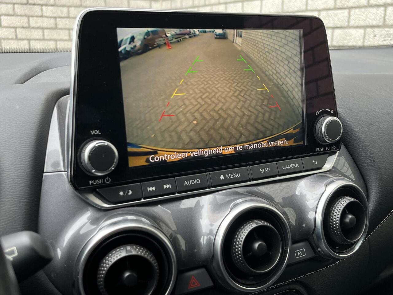 Nissan JUKE 1.6 Hybrid N-Connecta | Stoel + Stuurverwarming | Achteruitrijcamera | Apple CarPlay / Android Auto |