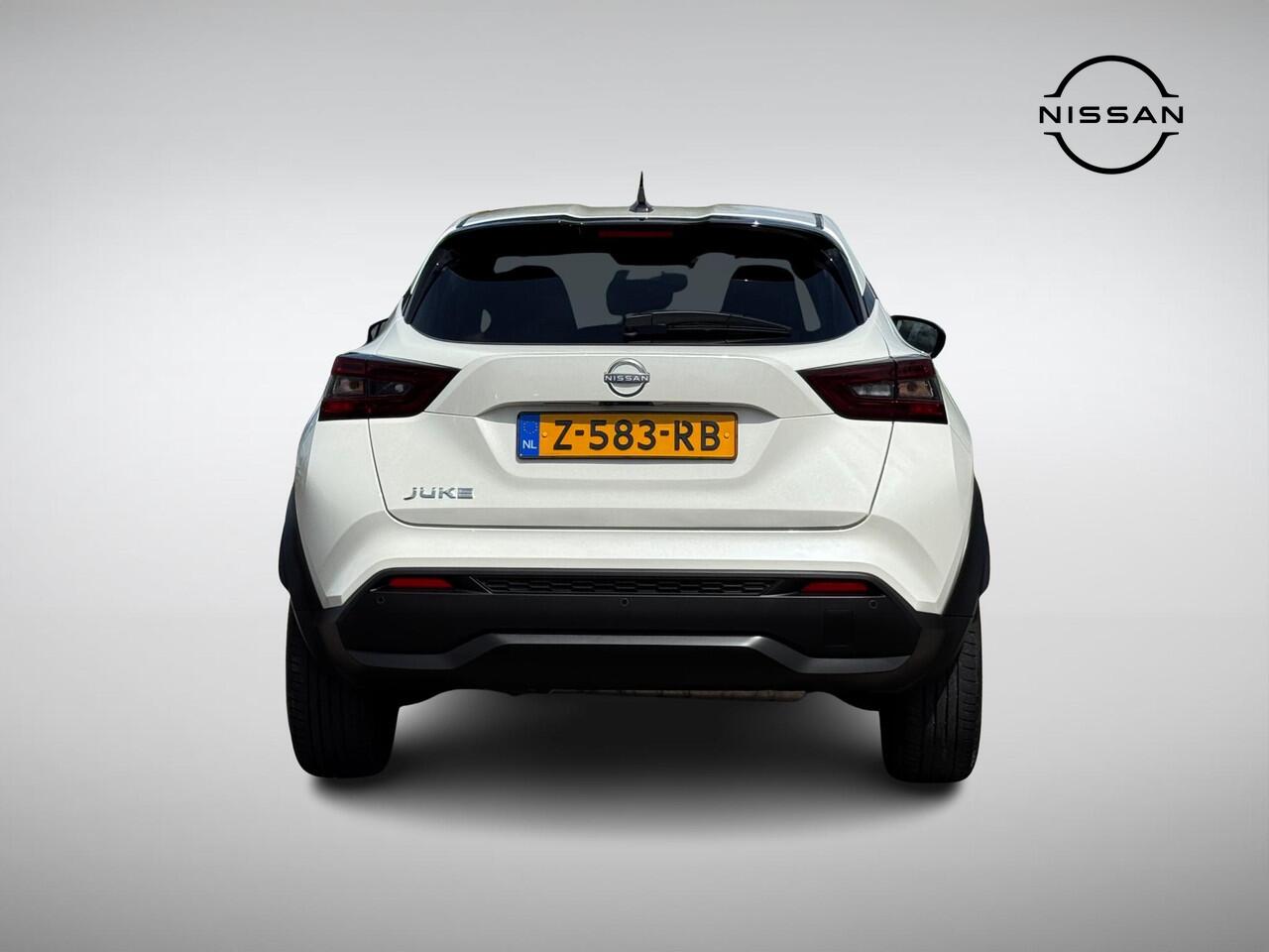 Nissan JUKE 1.6 Hybrid N-Connecta Parking Pack